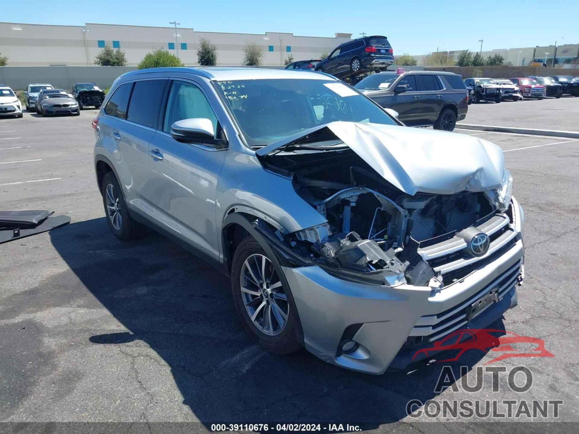 TOYOTA HIGHLANDER 2019 - 5TDKZRFH4KS306196