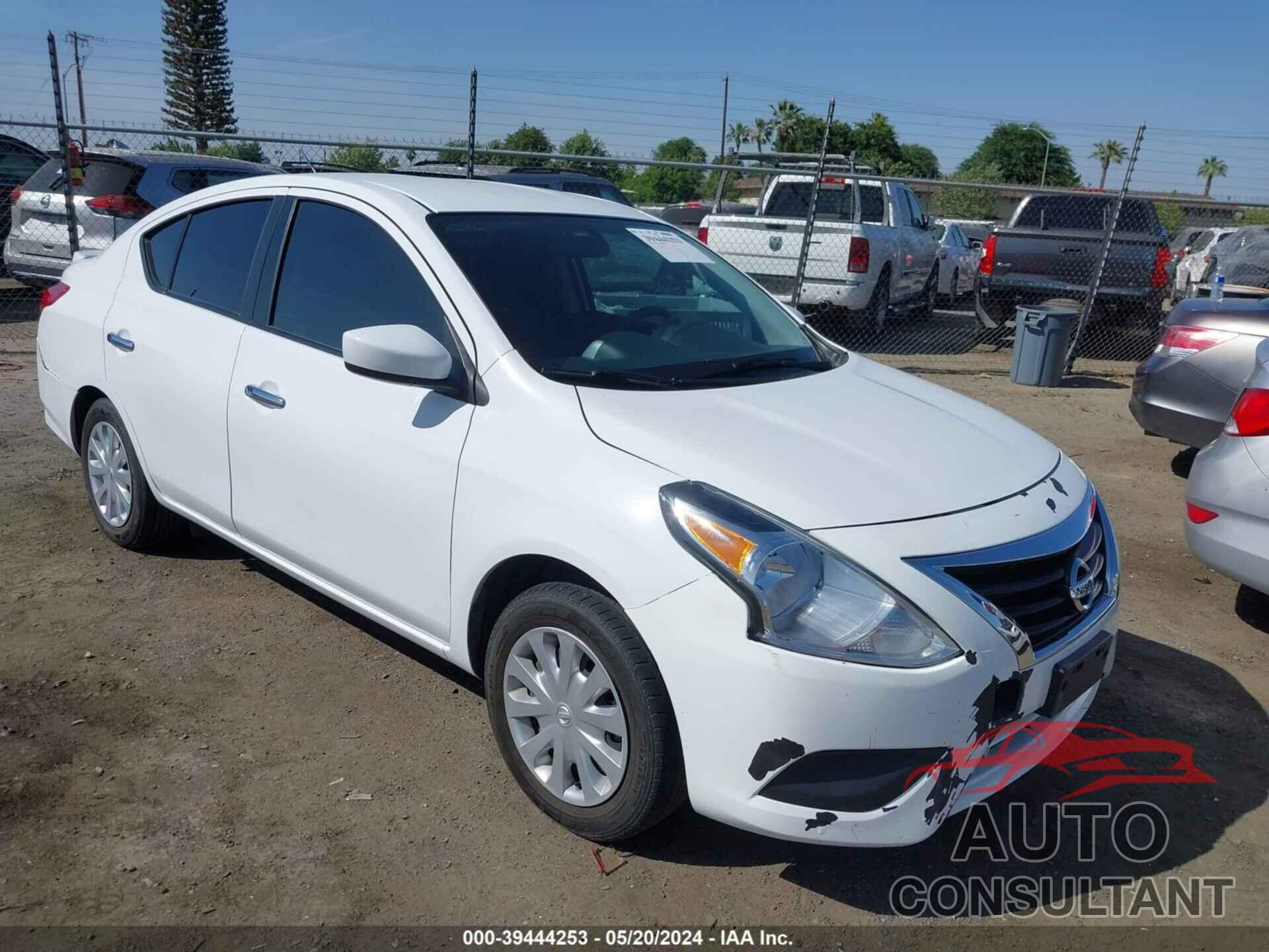 NISSAN VERSA 2019 - 3N1CN7AP4KL850614