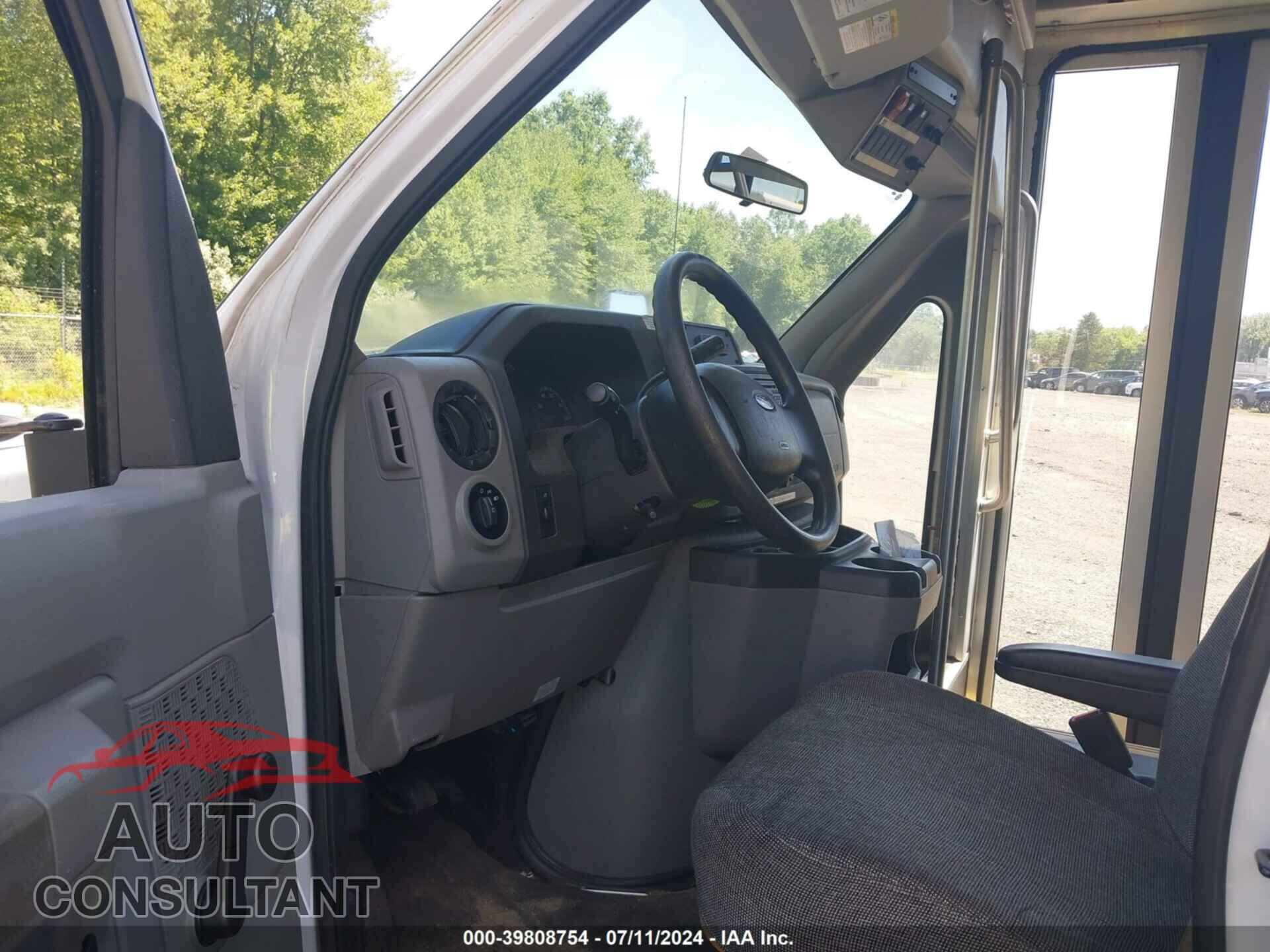 FORD E-350 CUTAWAY 2017 - 1FDEE3FS9HDC62827
