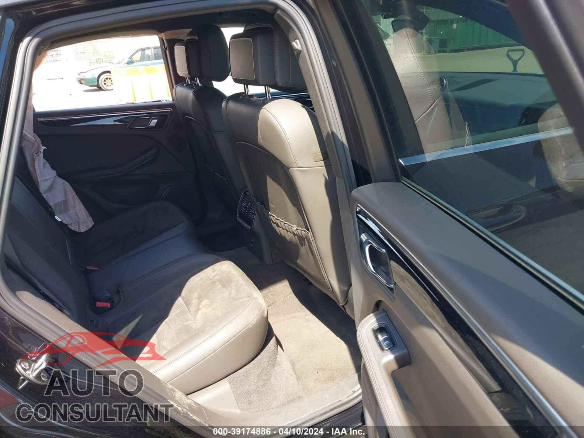 PORSCHE MACAN 2016 - WP1AB2A59GLB49793