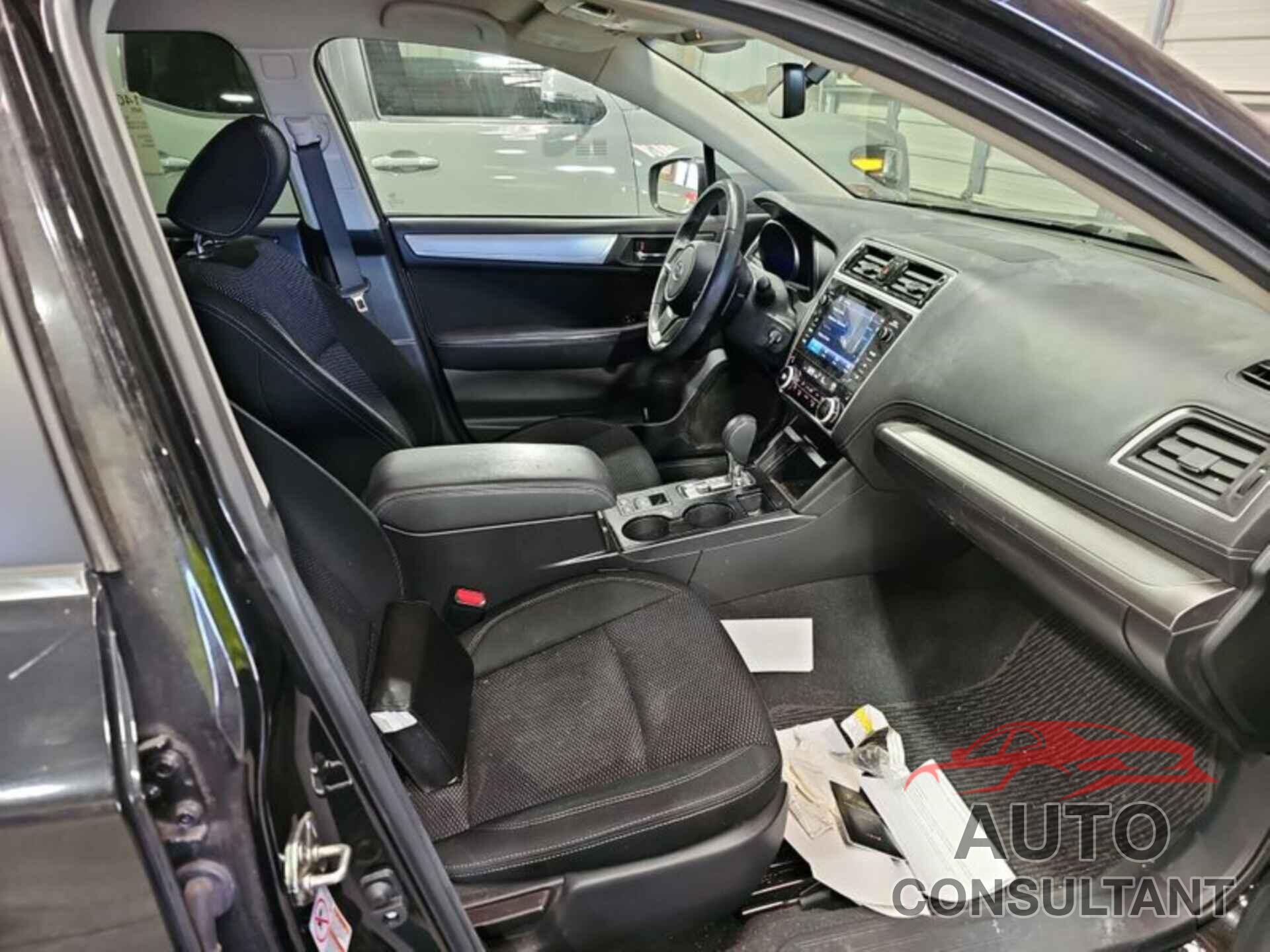 SUBARU OUTBACK 2019 - 4S4BSAFC9K3318996