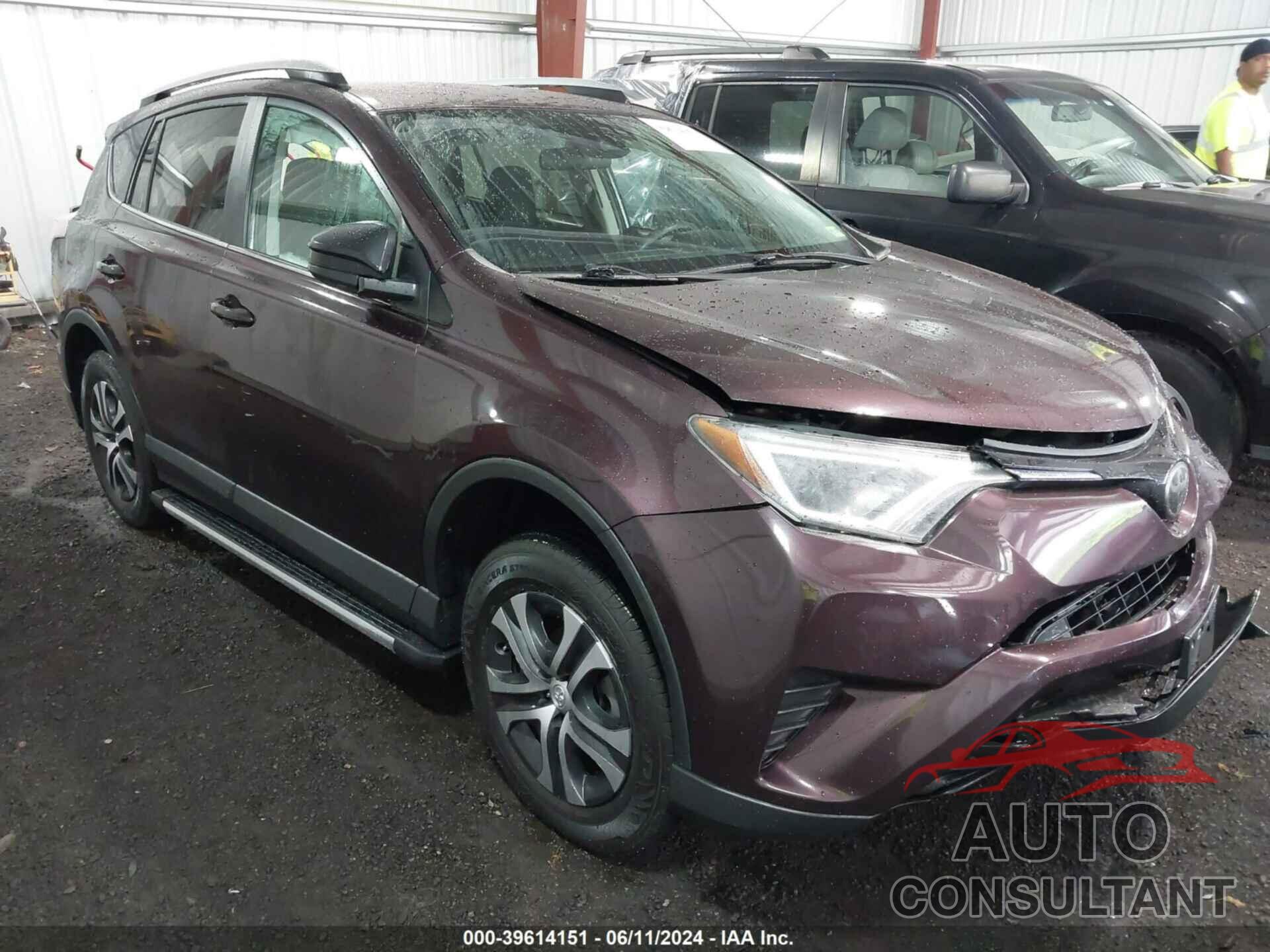 TOYOTA RAV4 2018 - 2T3ZFREV6JW479309