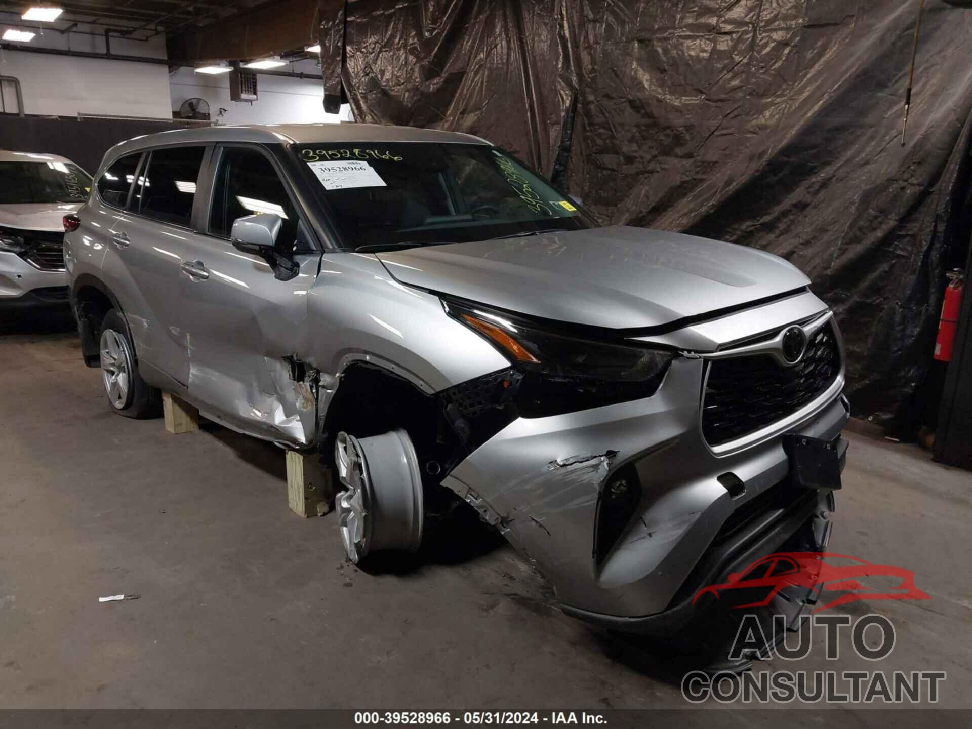 TOYOTA HIGHLANDER 2023 - 5TDKDRBHXPS518628