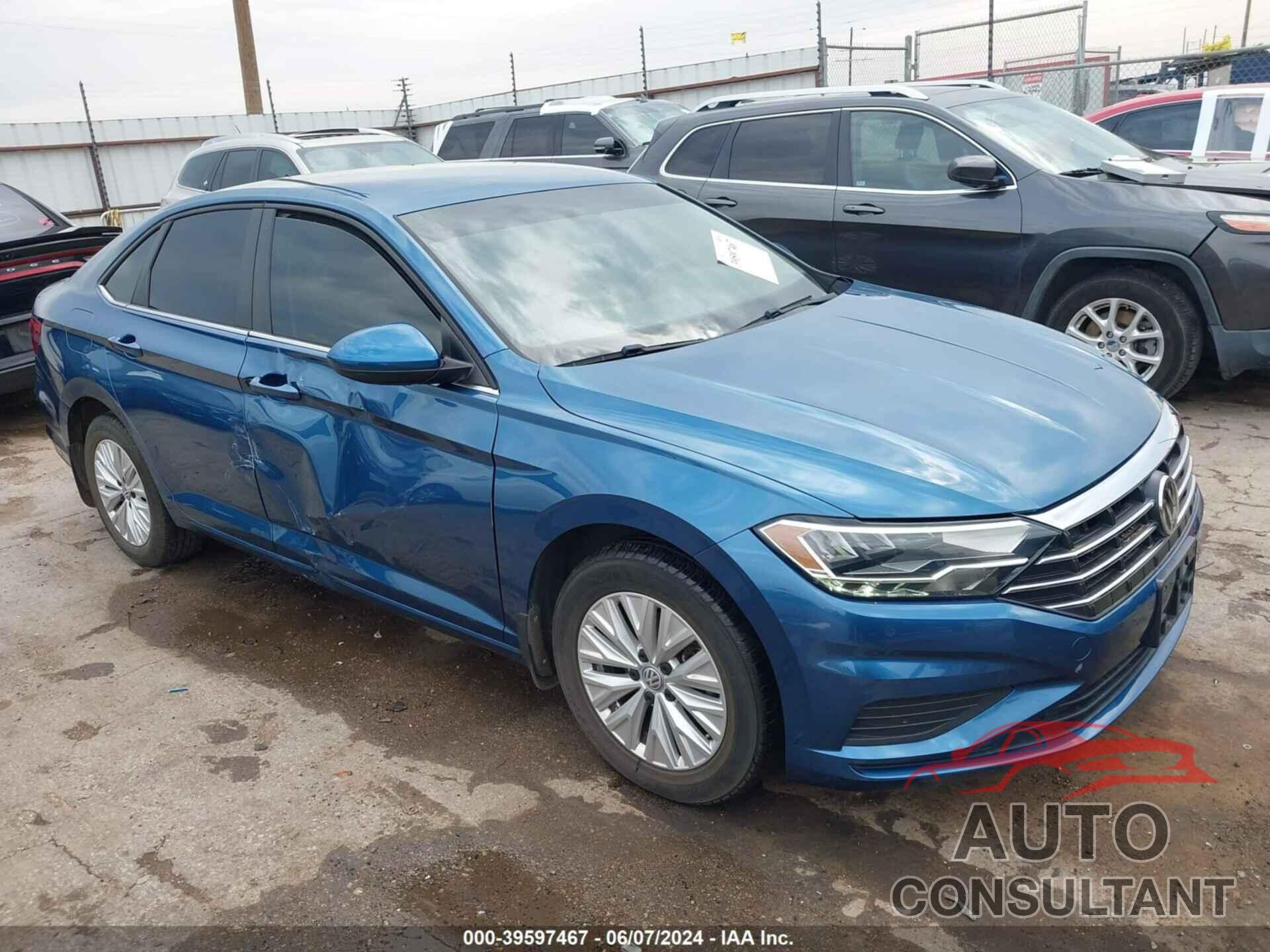 VOLKSWAGEN JETTA 2019 - 3VWCB7BU4KM267171