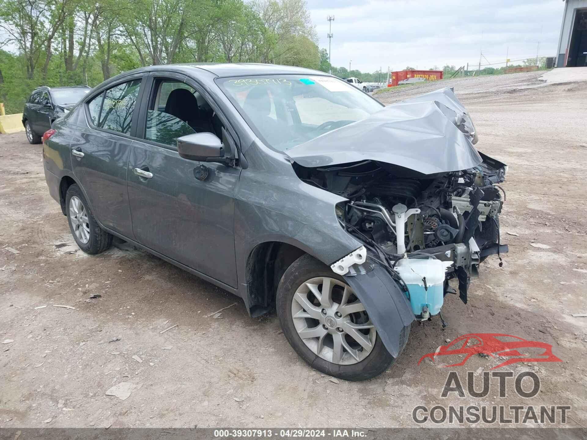 NISSAN VERSA 2019 - 3N1CN7AP1KL818851