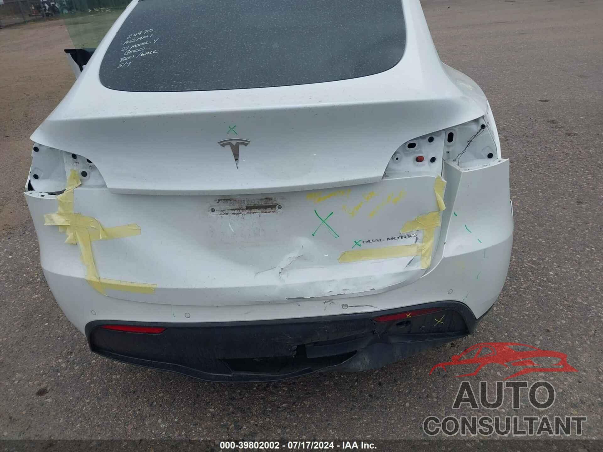 TESLA MODEL Y 2021 - 5YJYGDEE8MF266500