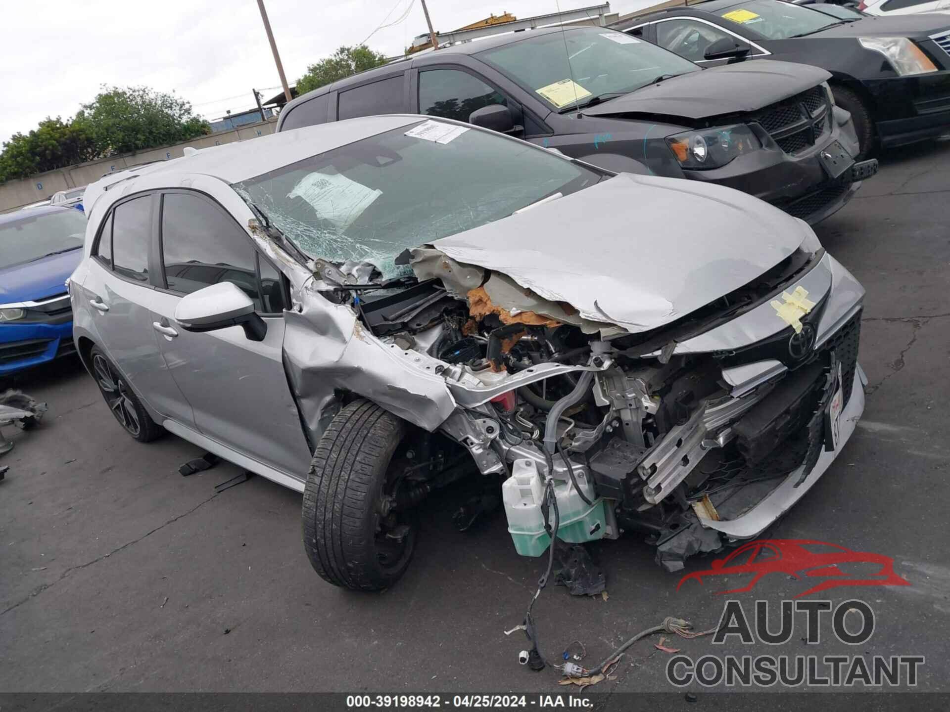 TOYOTA COROLLA 2020 - JTNC4RBE0L3073656