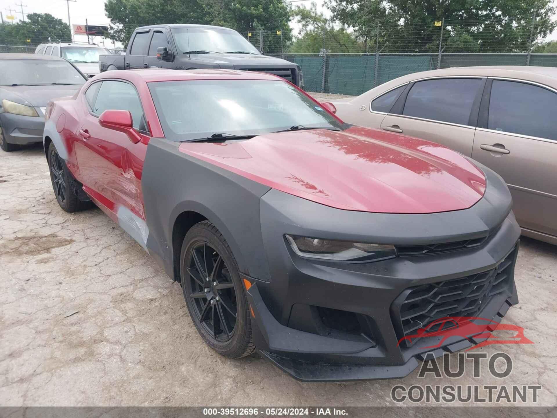 CHEVROLET CAMARO 2017 - 1G1FD1RS1H0158778