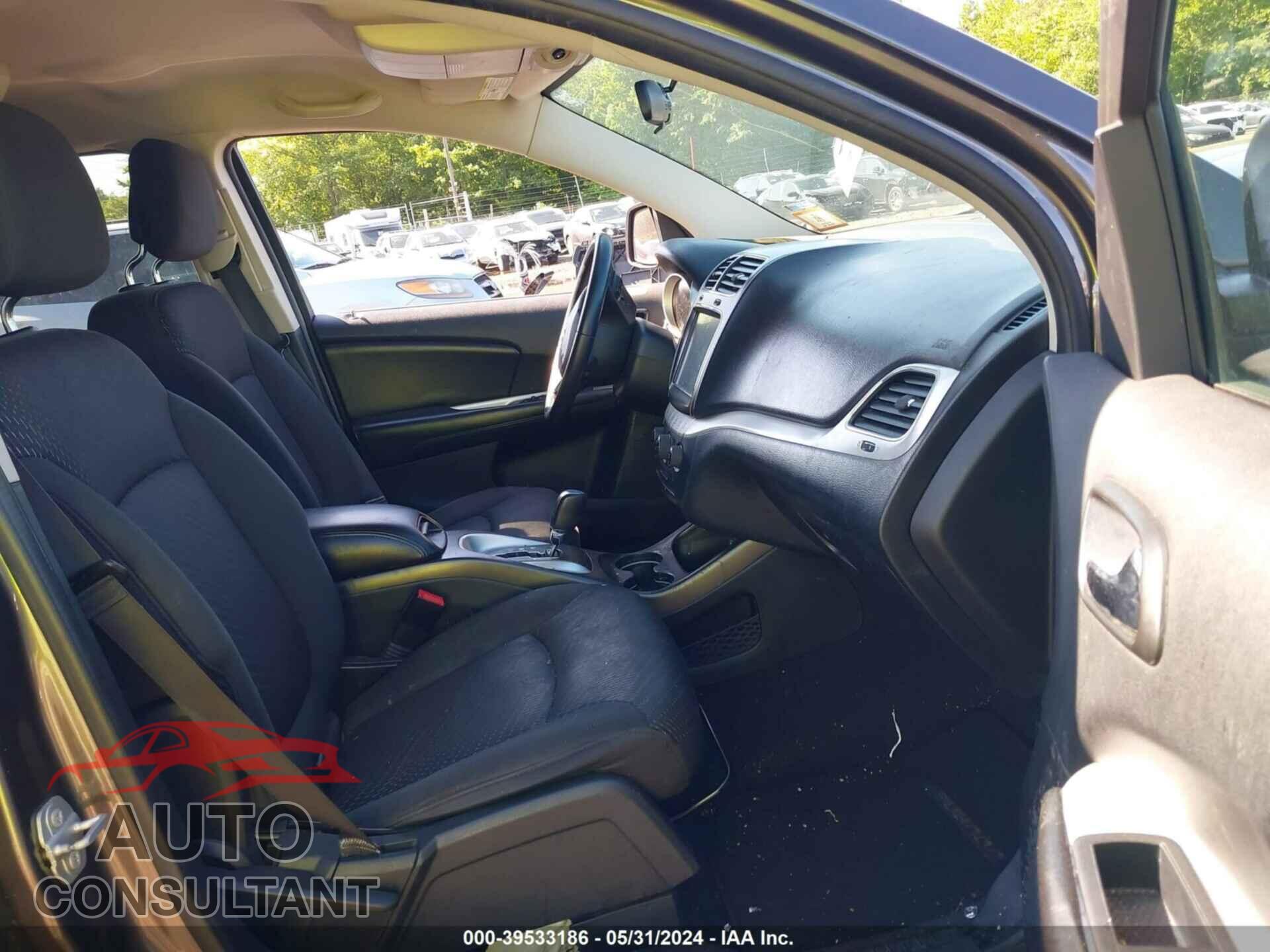 DODGE JOURNEY 2017 - 3C4PDCBB7HT612830