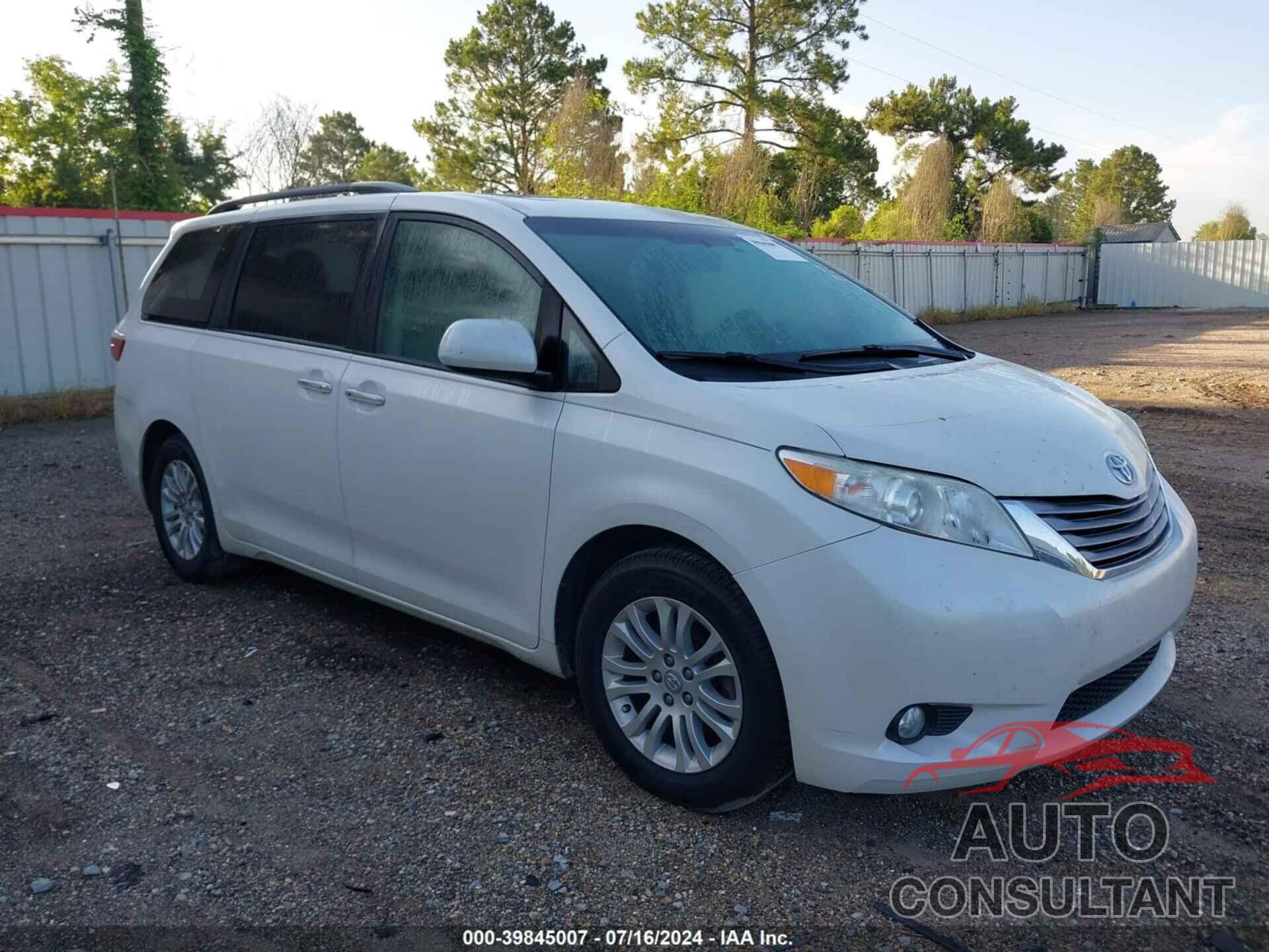 TOYOTA SIENNA 2017 - 5TDYZ3DC4HS865948