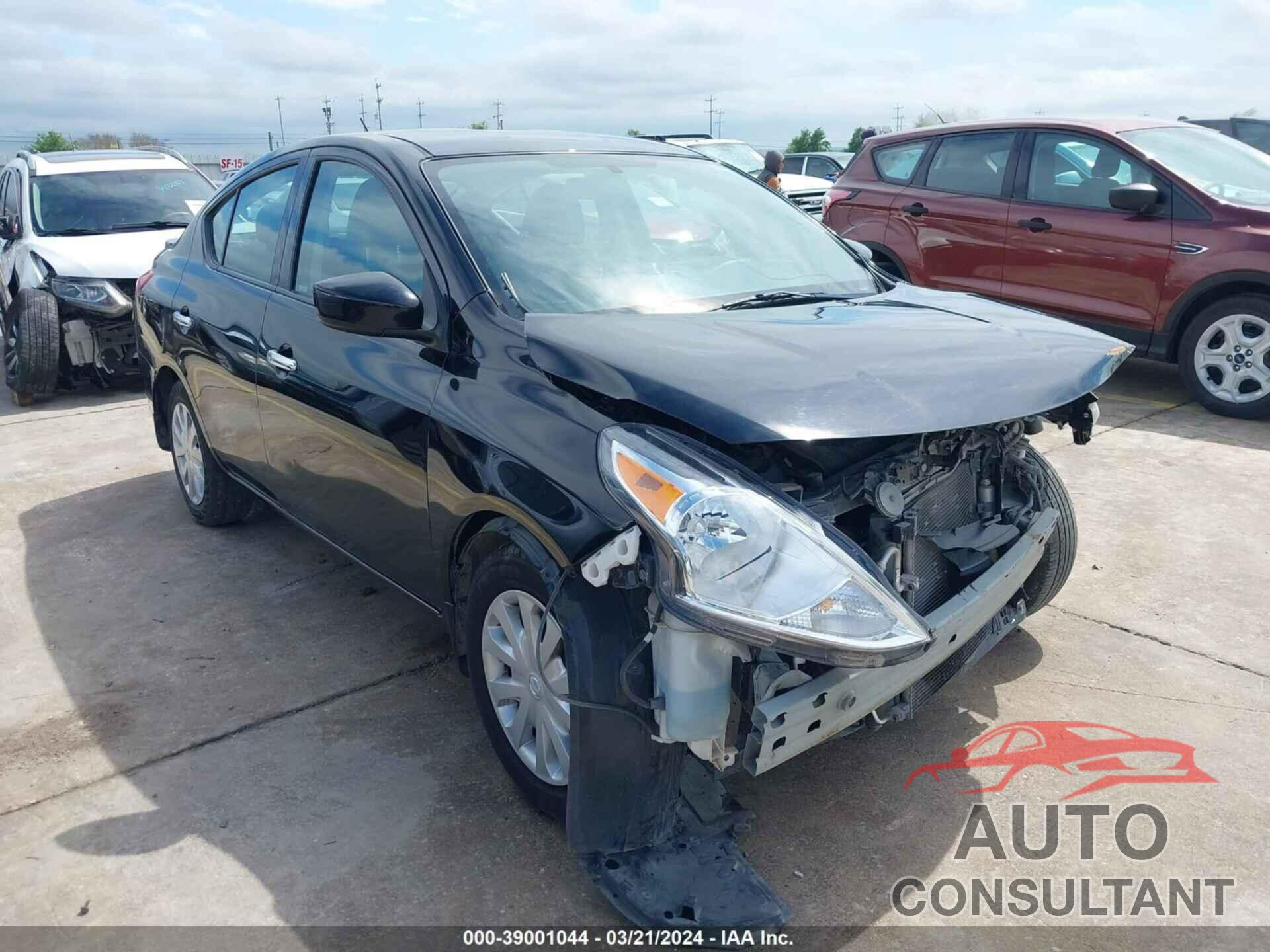 NISSAN VERSA 2017 - 3N1CN7AP5HL886806