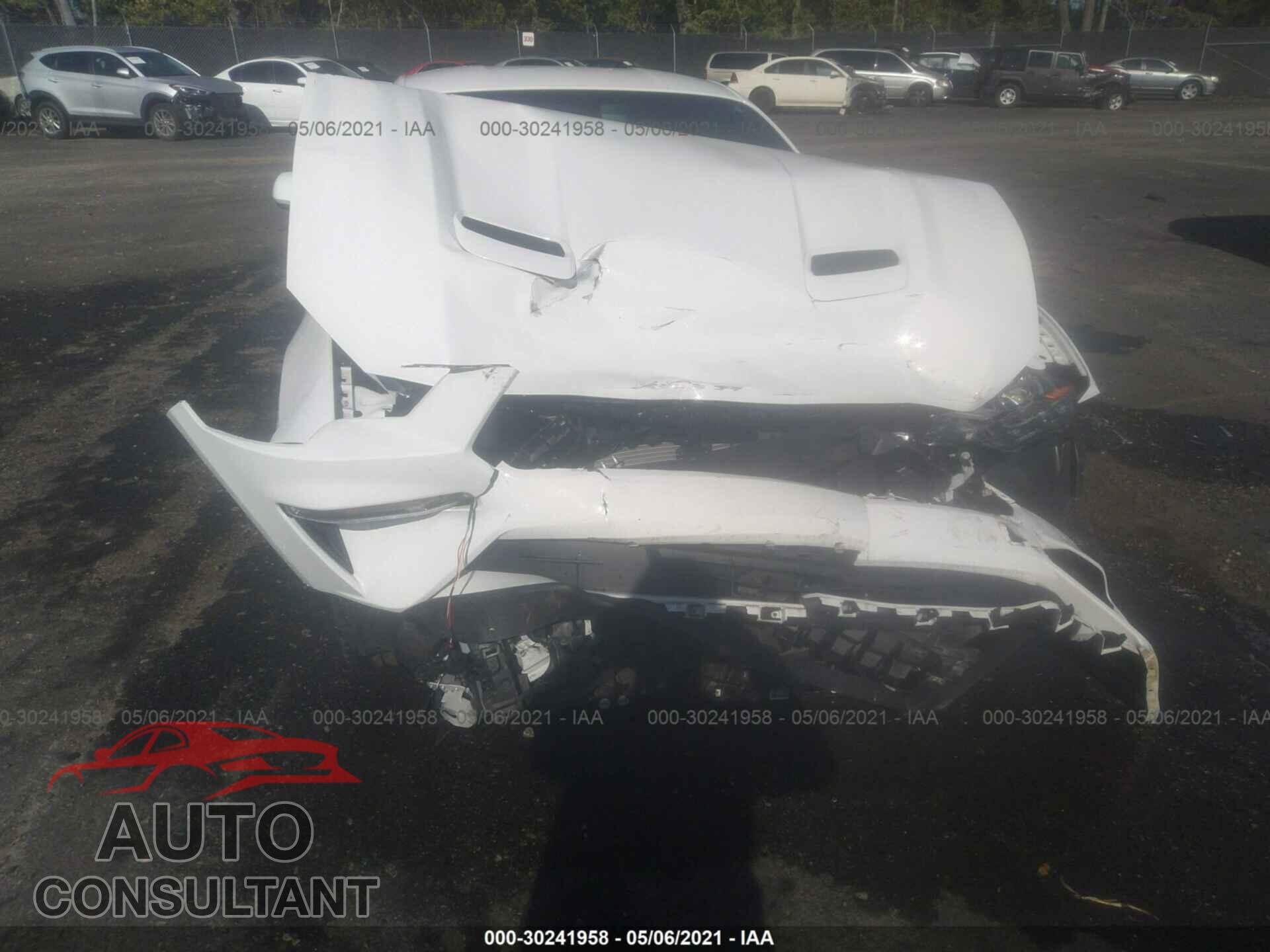 FORD MUSTANG 2019 - 1FA6P8TH5K5132575