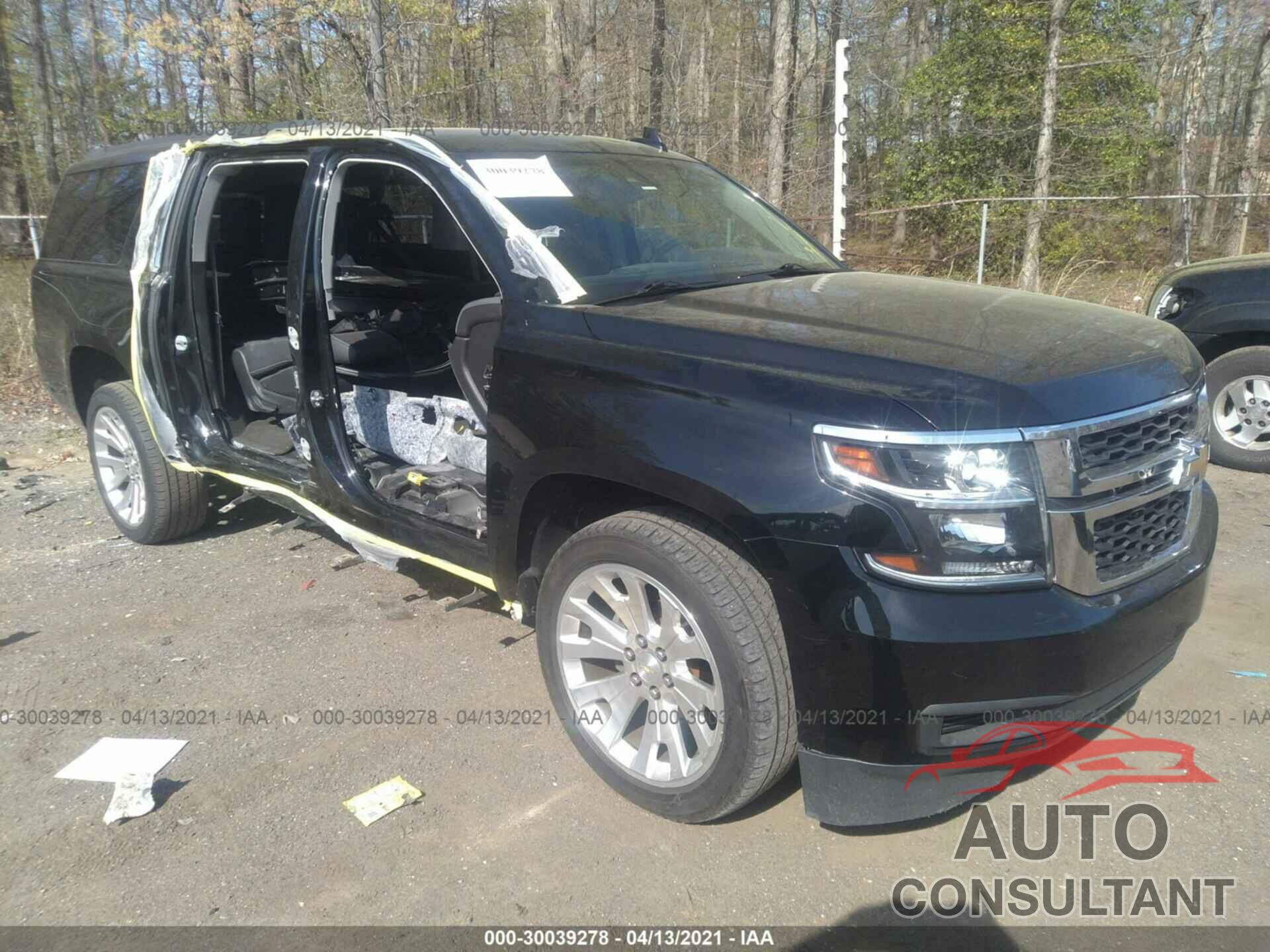 CHEVROLET SUBURBAN 2017 - 1GNSKHKC1HR328714