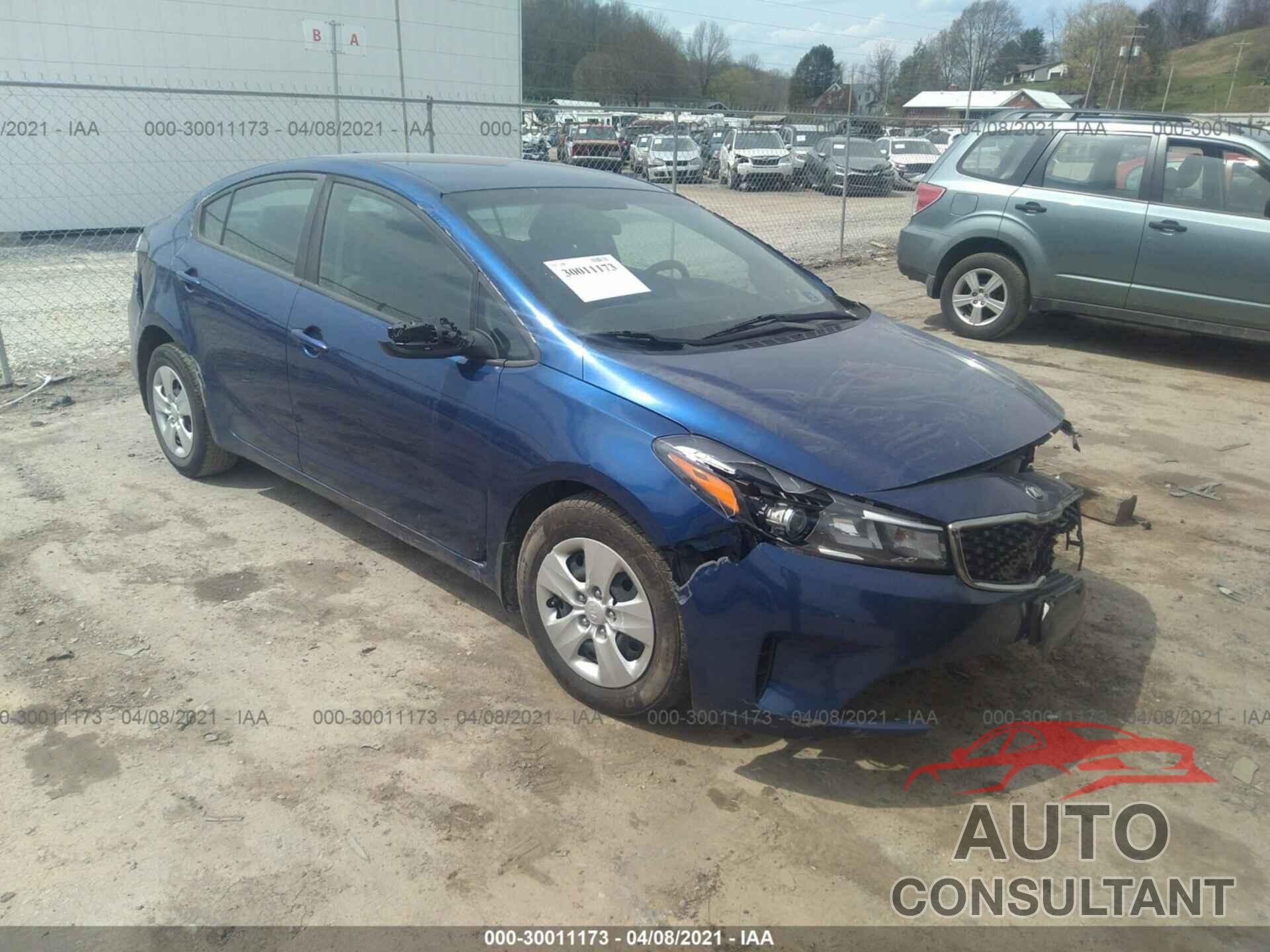 KIA FORTE 2018 - 3KPFL4A74JE196134