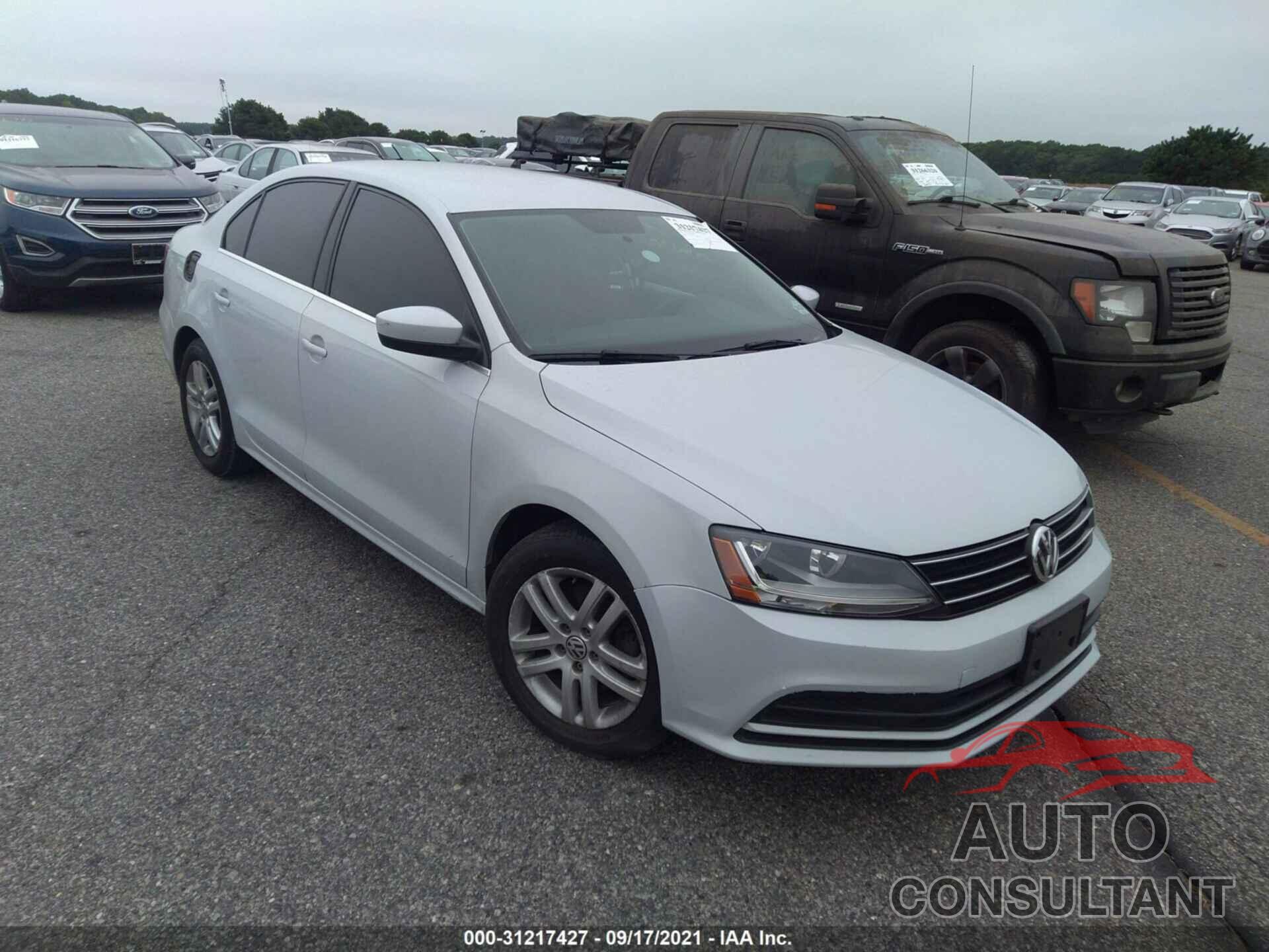VOLKSWAGEN JETTA 2017 - 3VW2B7AJ0HM236737