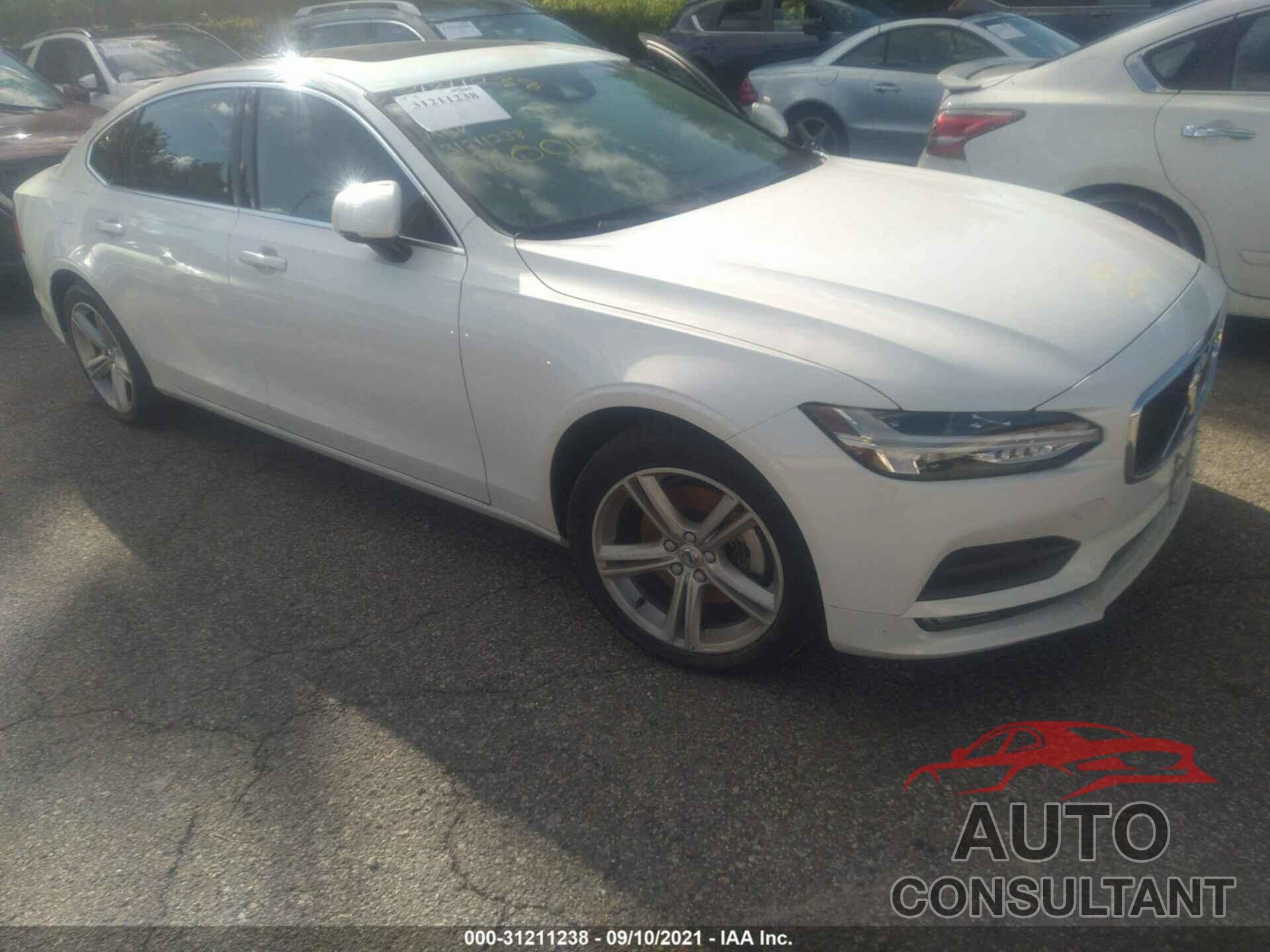 VOLVO S90 2018 - LVY982MK6JP017751