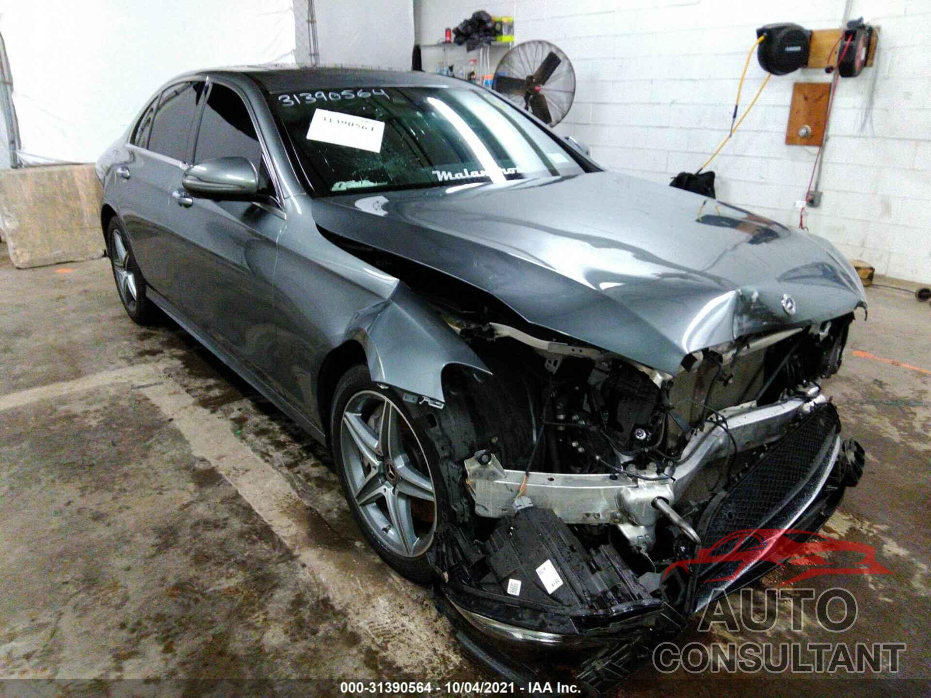 MERCEDES-BENZ E-CLASS 2018 - WDDZF4KB6JA334336