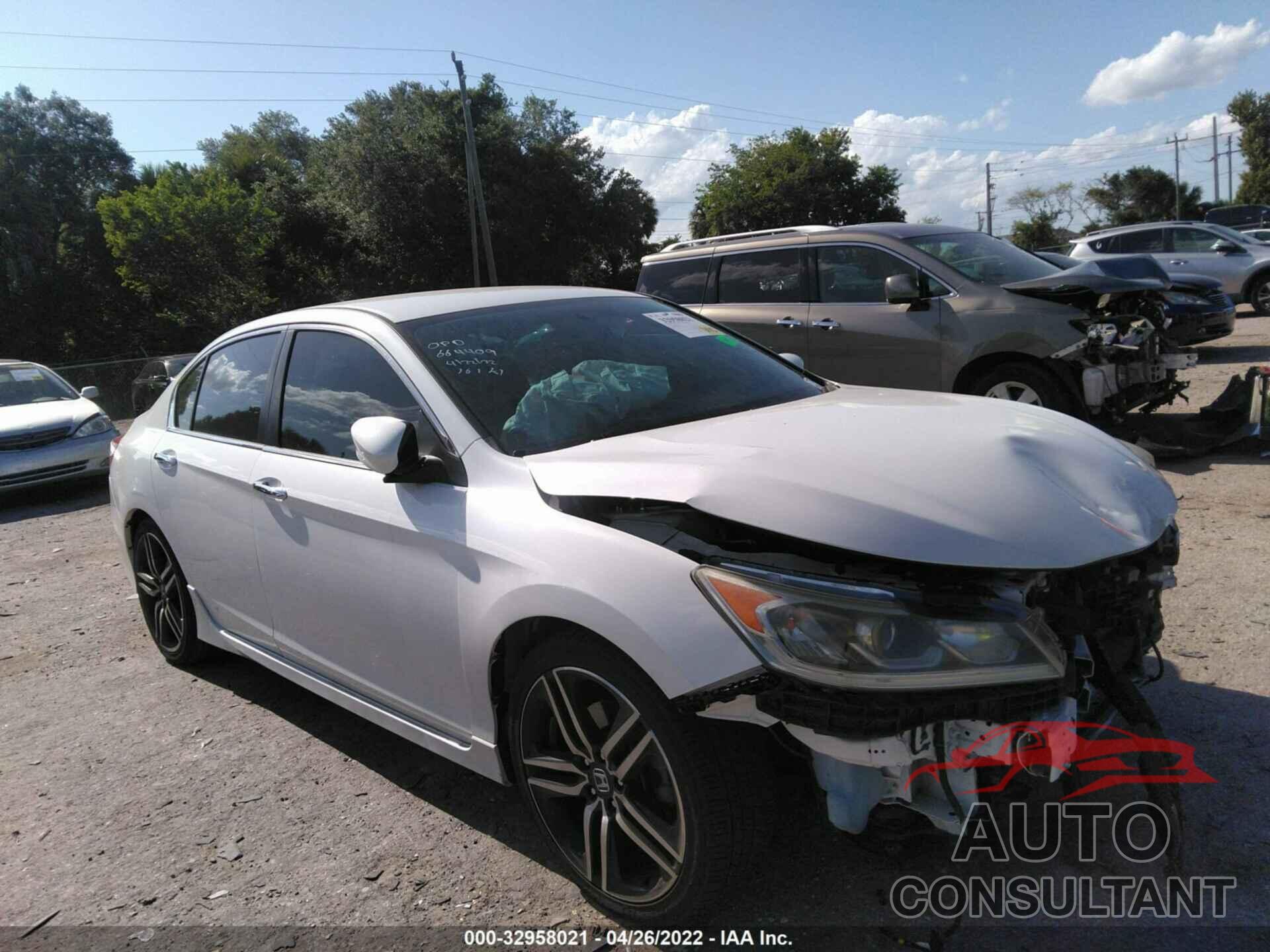 HONDA ACCORD SEDAN 2016 - 1HGCR2F56GA052031