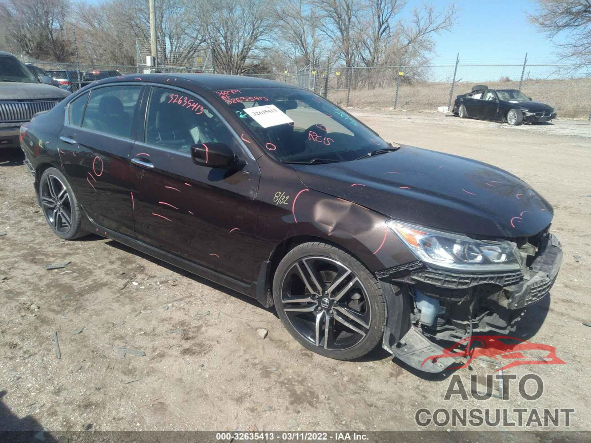 HONDA ACCORD SEDAN 2016 - 1HGCR2F52GA048817