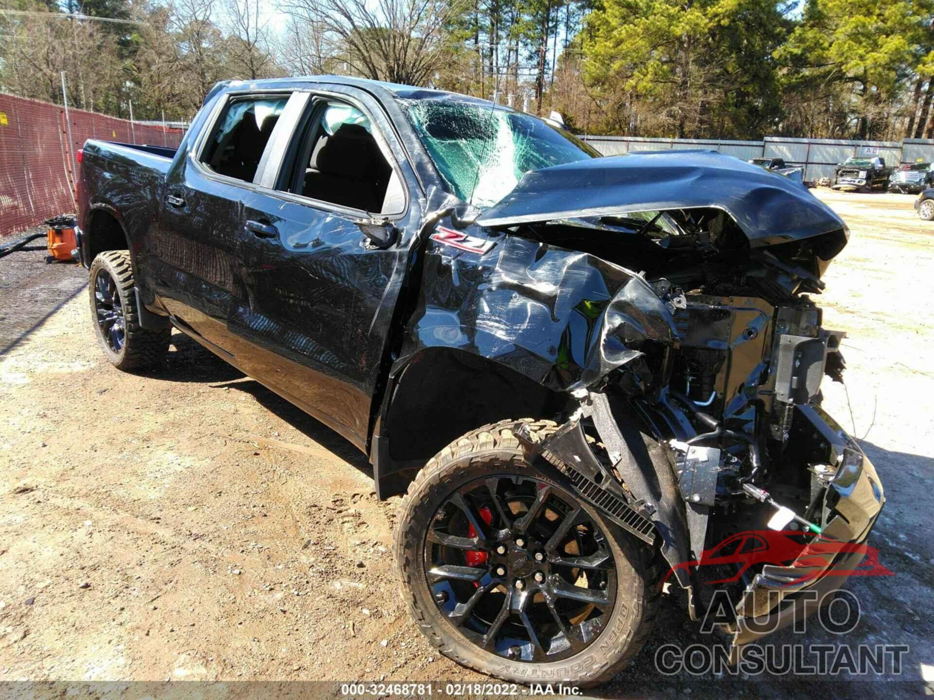 CHEVROLET SILVERADO 1500 2021 - 1GCUYEEDXMZ451070