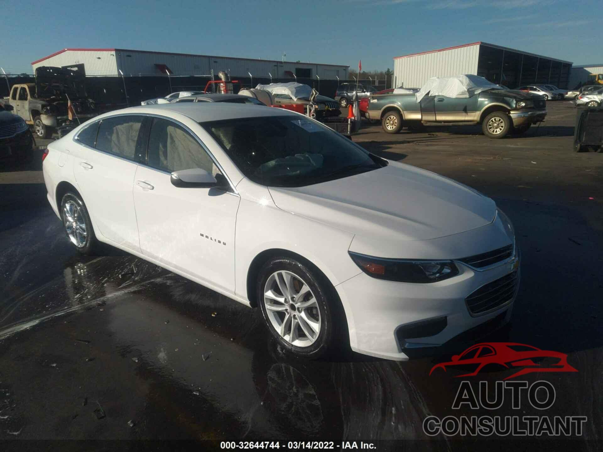 CHEVROLET MALIBU 2018 - 1G1ZD5ST2JF146634