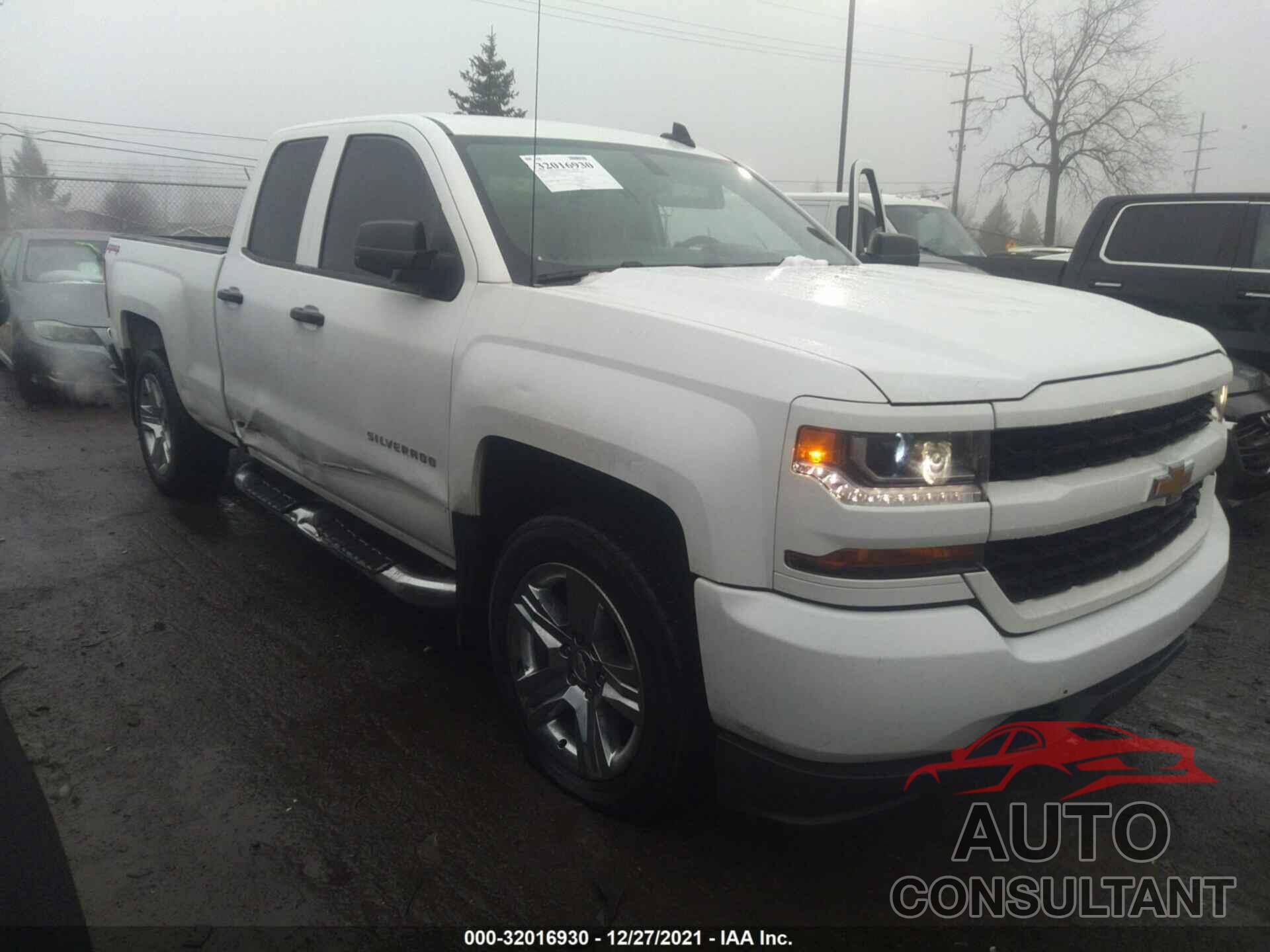 CHEVROLET SILVERADO 1500 2018 - 1GCVKPEH1JZ281035