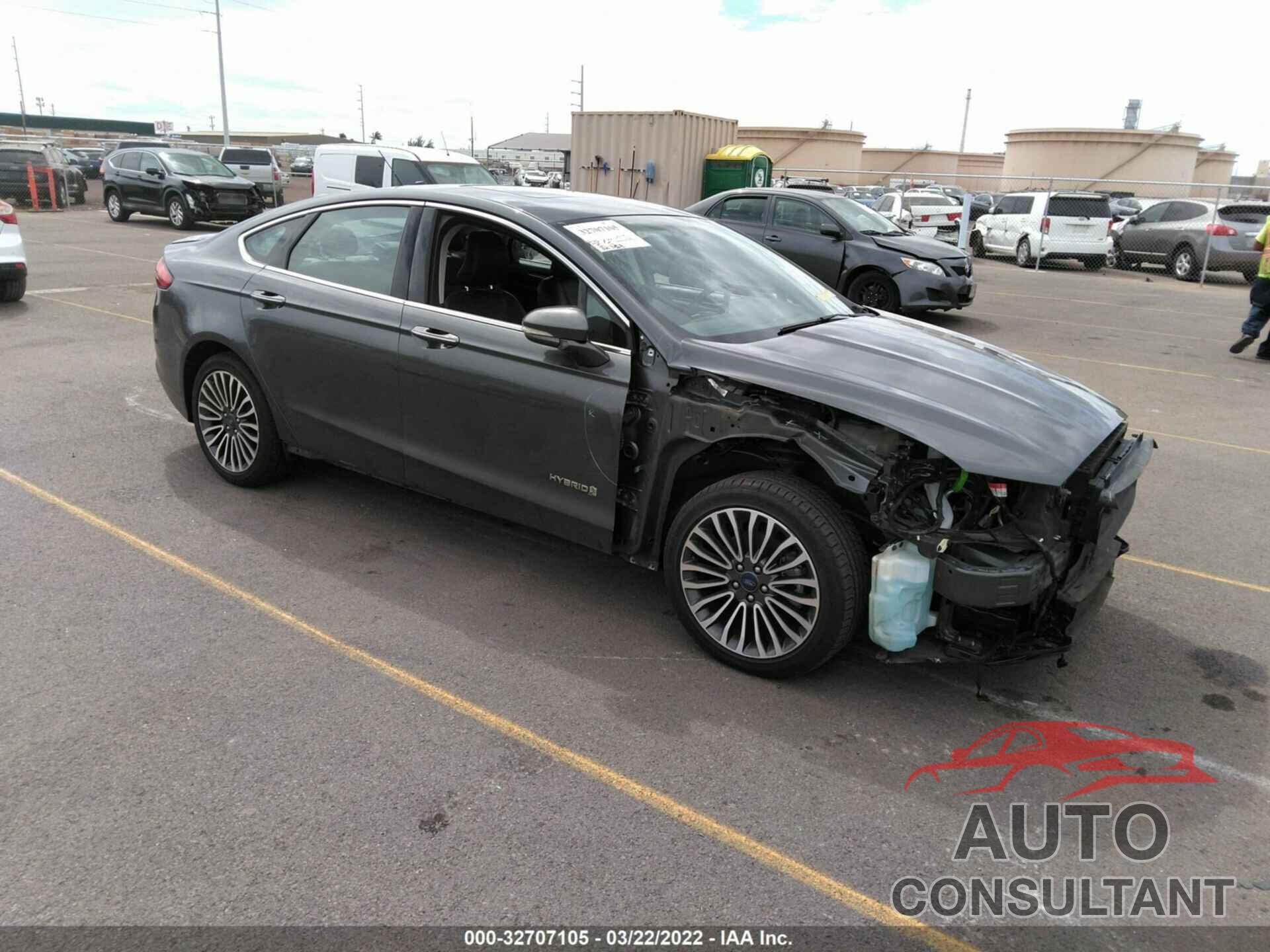 FORD FUSION HYBRID 2018 - 3FA6P0RU1JR115239