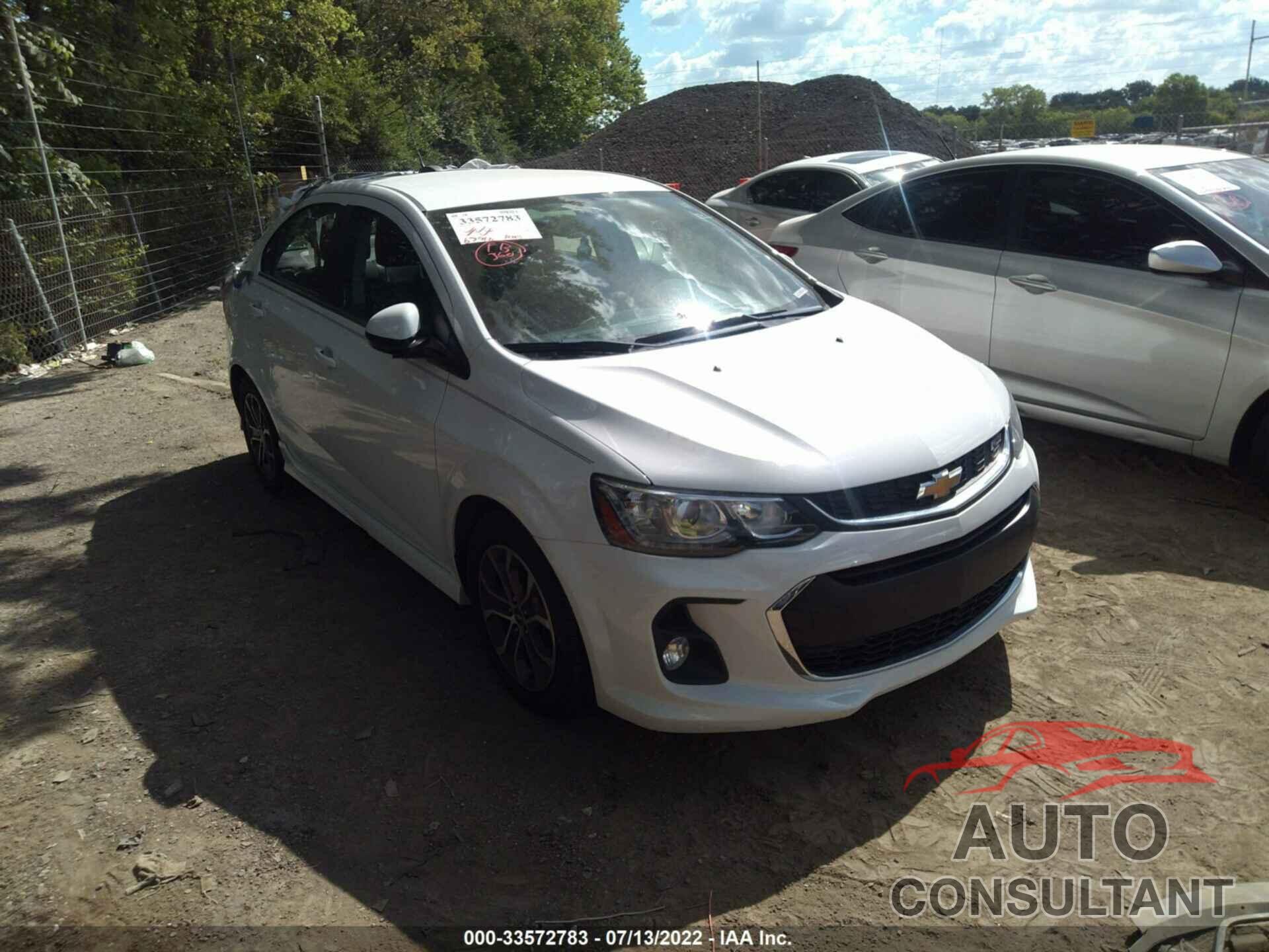 CHEVROLET SONIC 2017 - 1G1JD5SH2H4142713