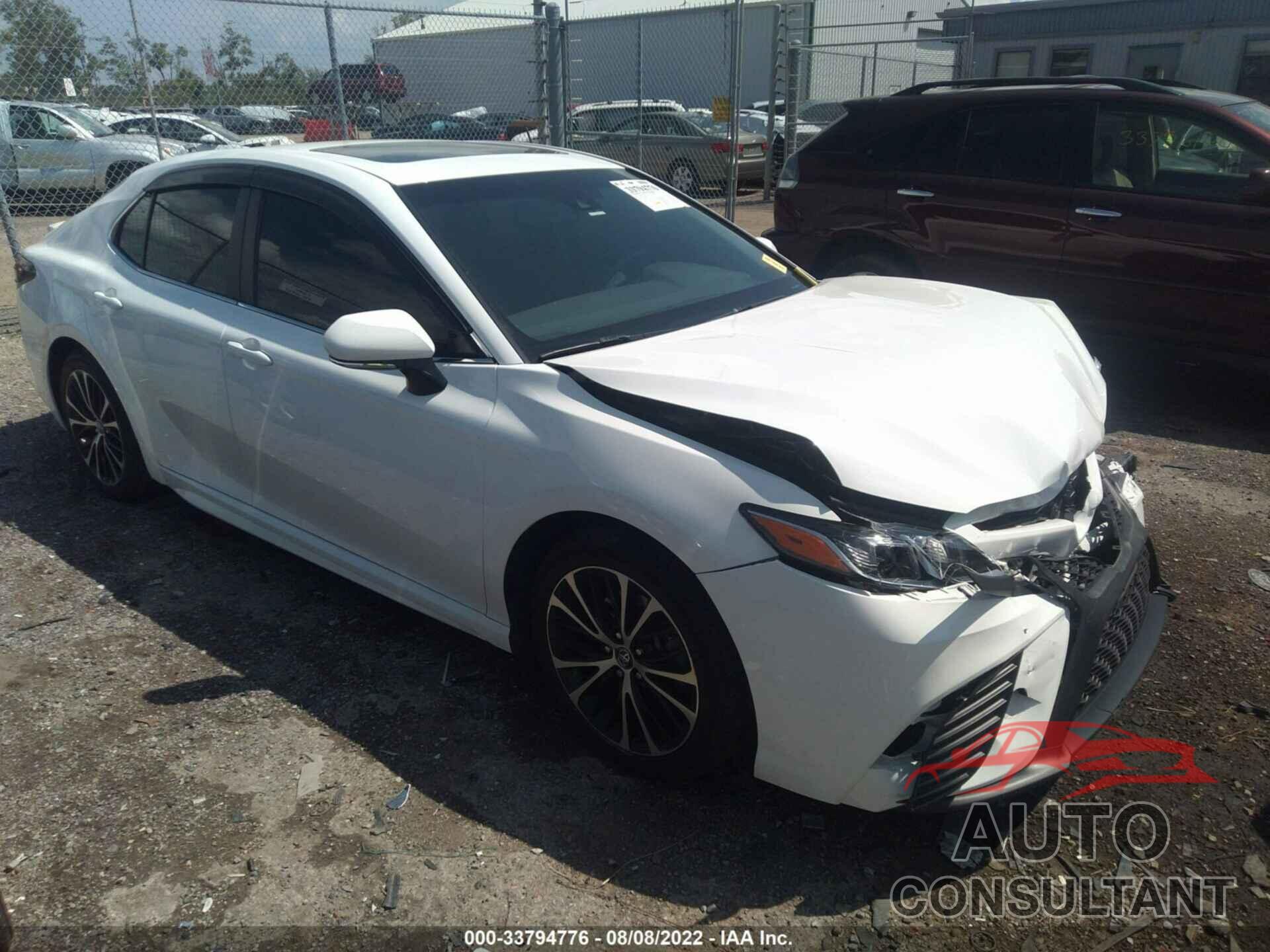 TOYOTA CAMRY 2018 - 4T1B11HK7JU605883