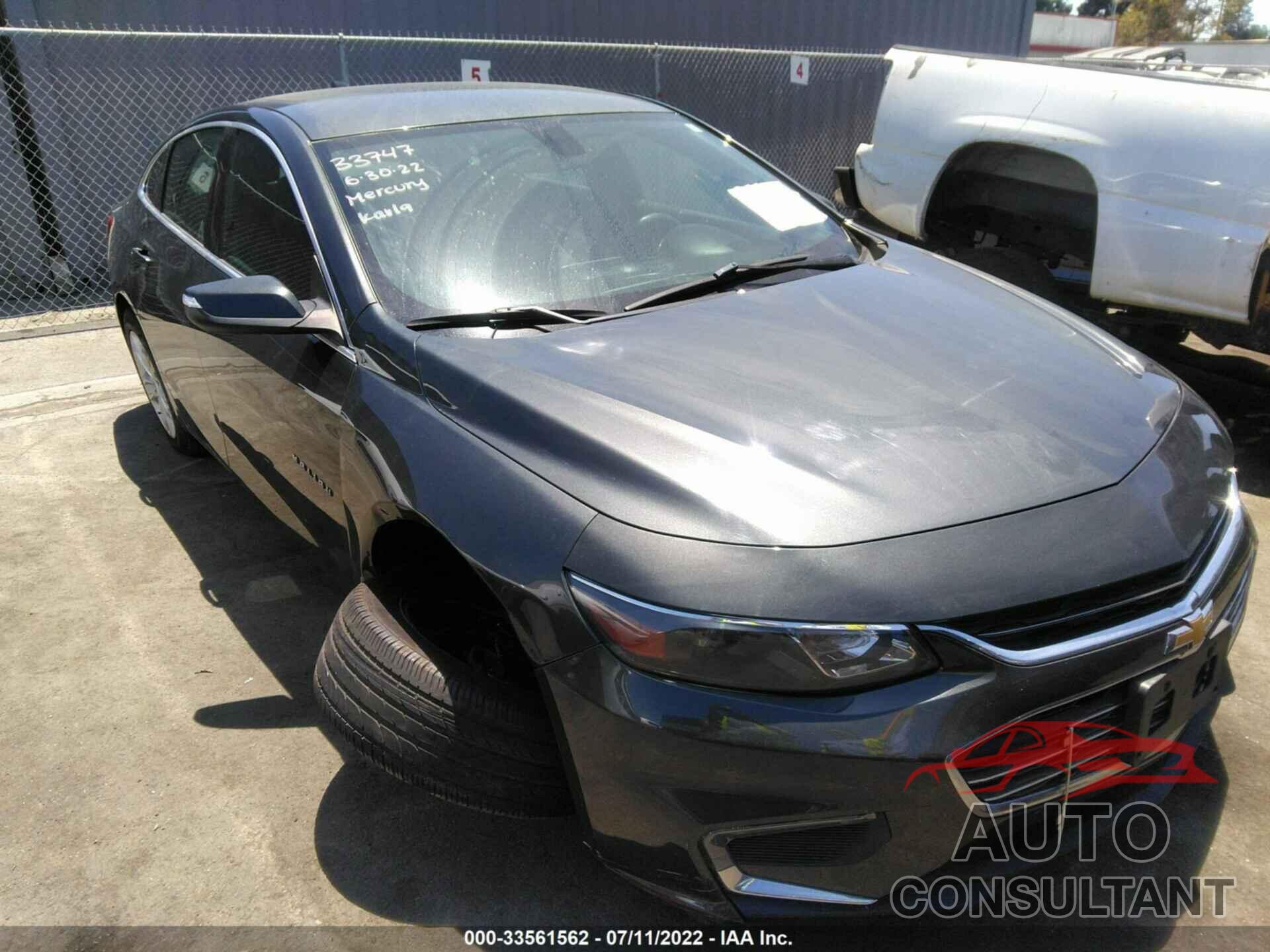 CHEVROLET MALIBU 2018 - 1G1ZD5ST3JF127283