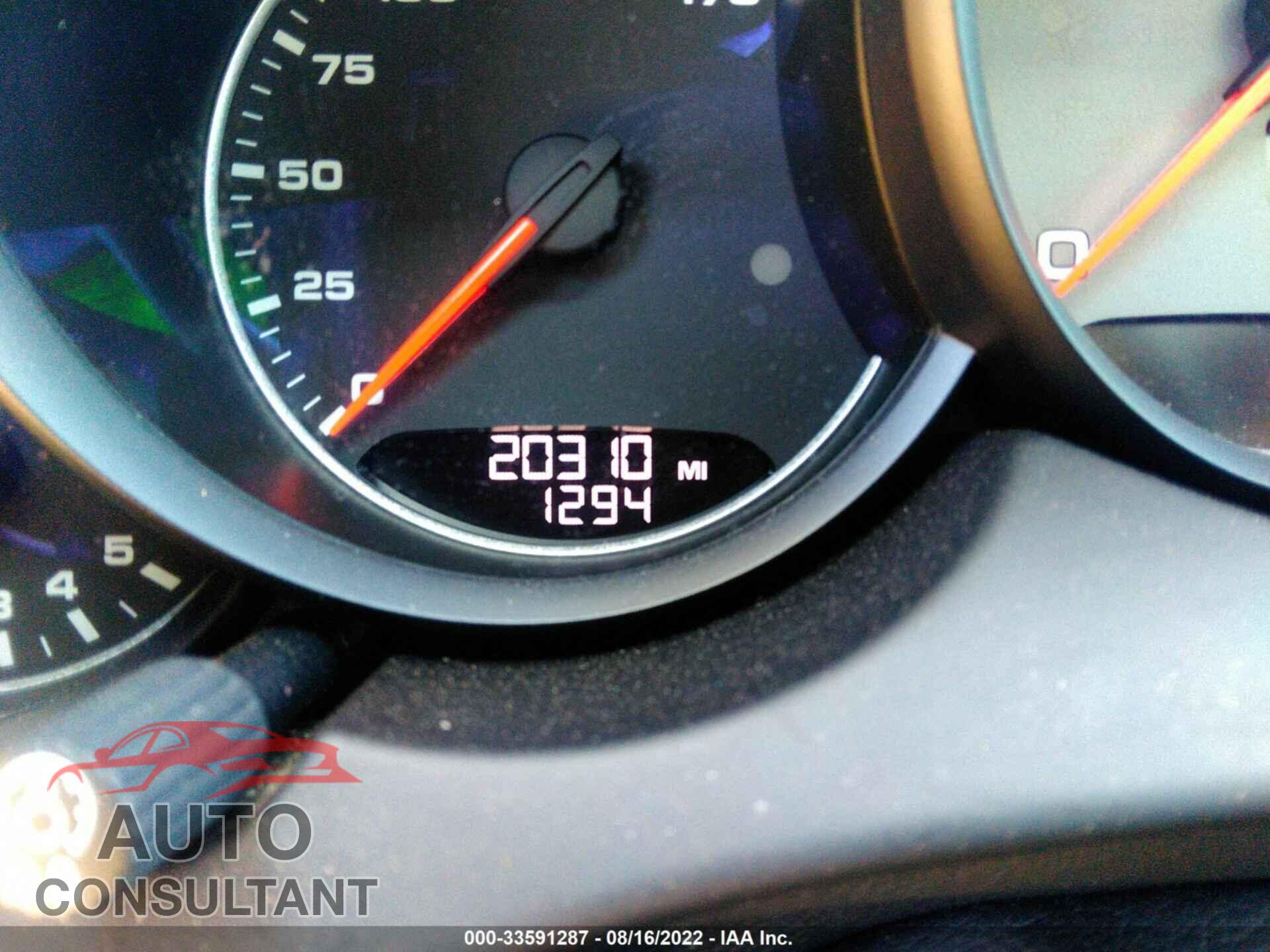 PORSCHE CAYENNE 2016 - WP1AB2A22GLA96277