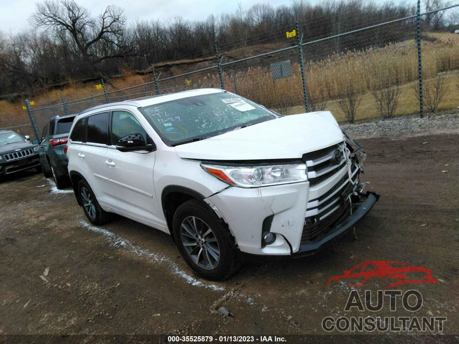 TOYOTA HIGHLANDER 2018 - 5TDJZRFH3JS866124