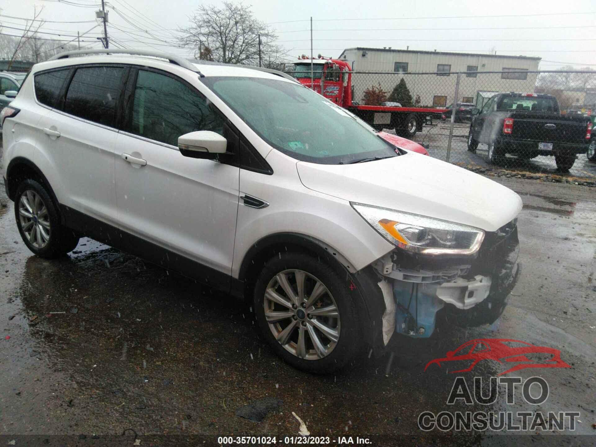 FORD ESCAPE 2018 - 1FMCU9J93JUA06061