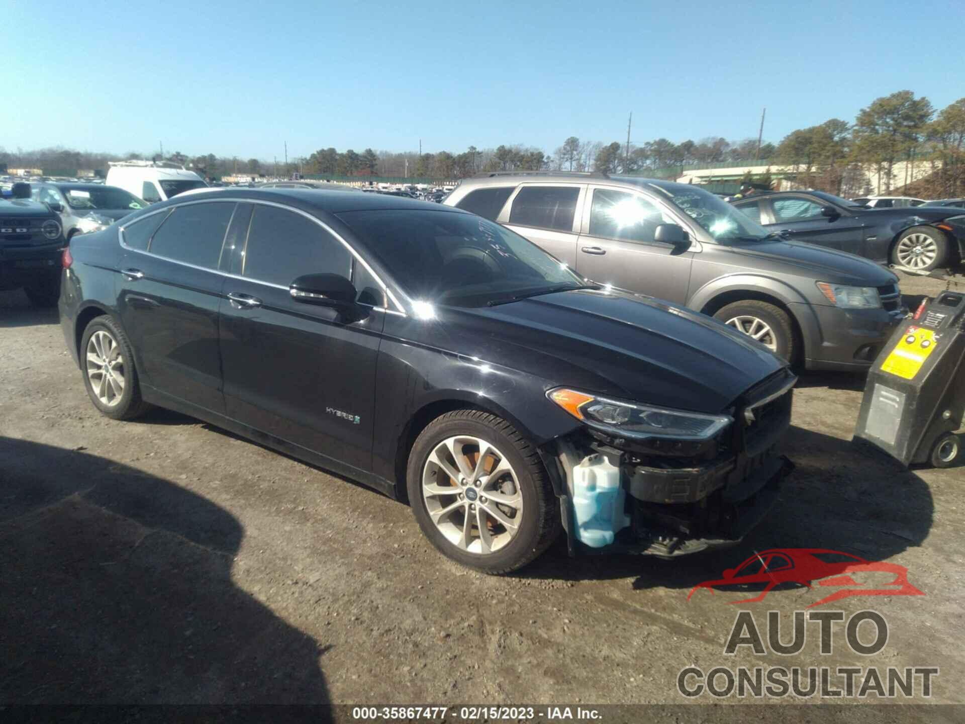 FORD FUSION HYBRID 2019 - 3FA6P0MU8KR157979