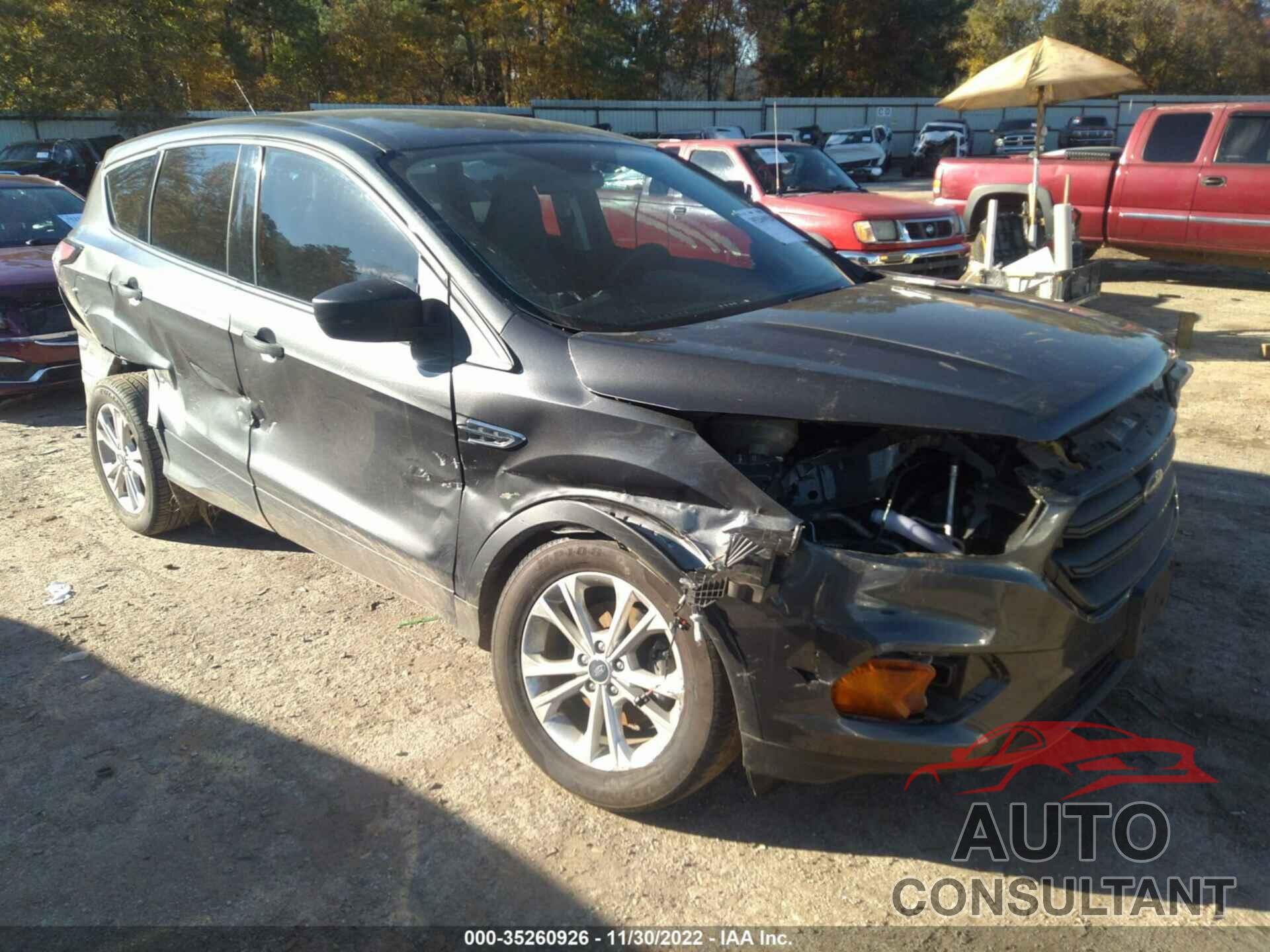 FORD ESCAPE 2018 - 1FMCU0F77JUD20590