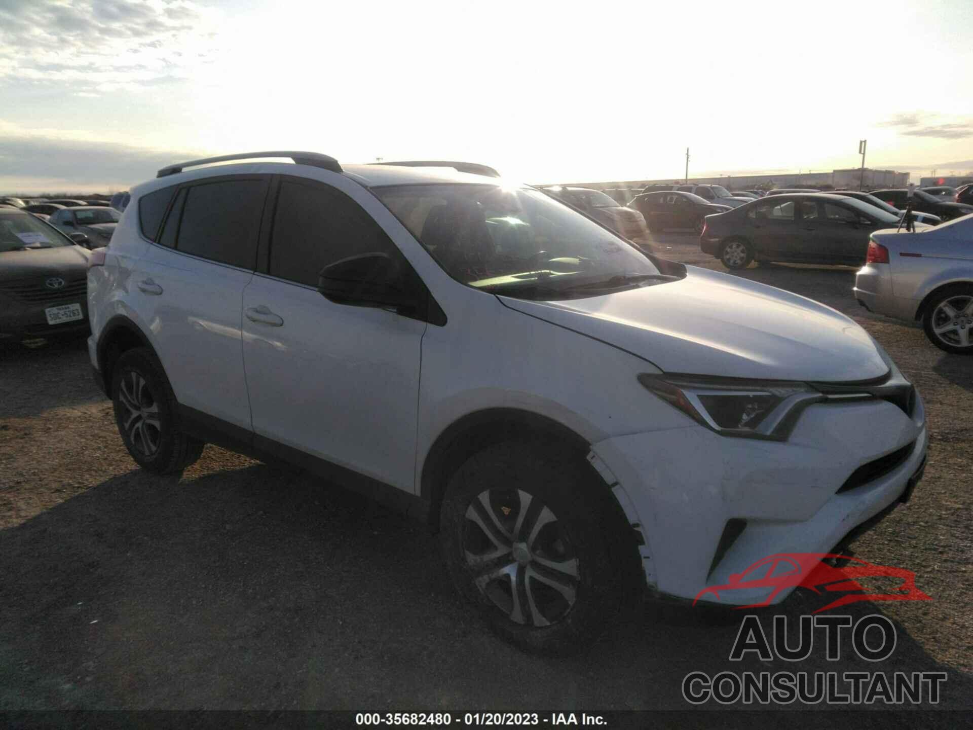 TOYOTA RAV4 2017 - JTMZFREV1HJ107451