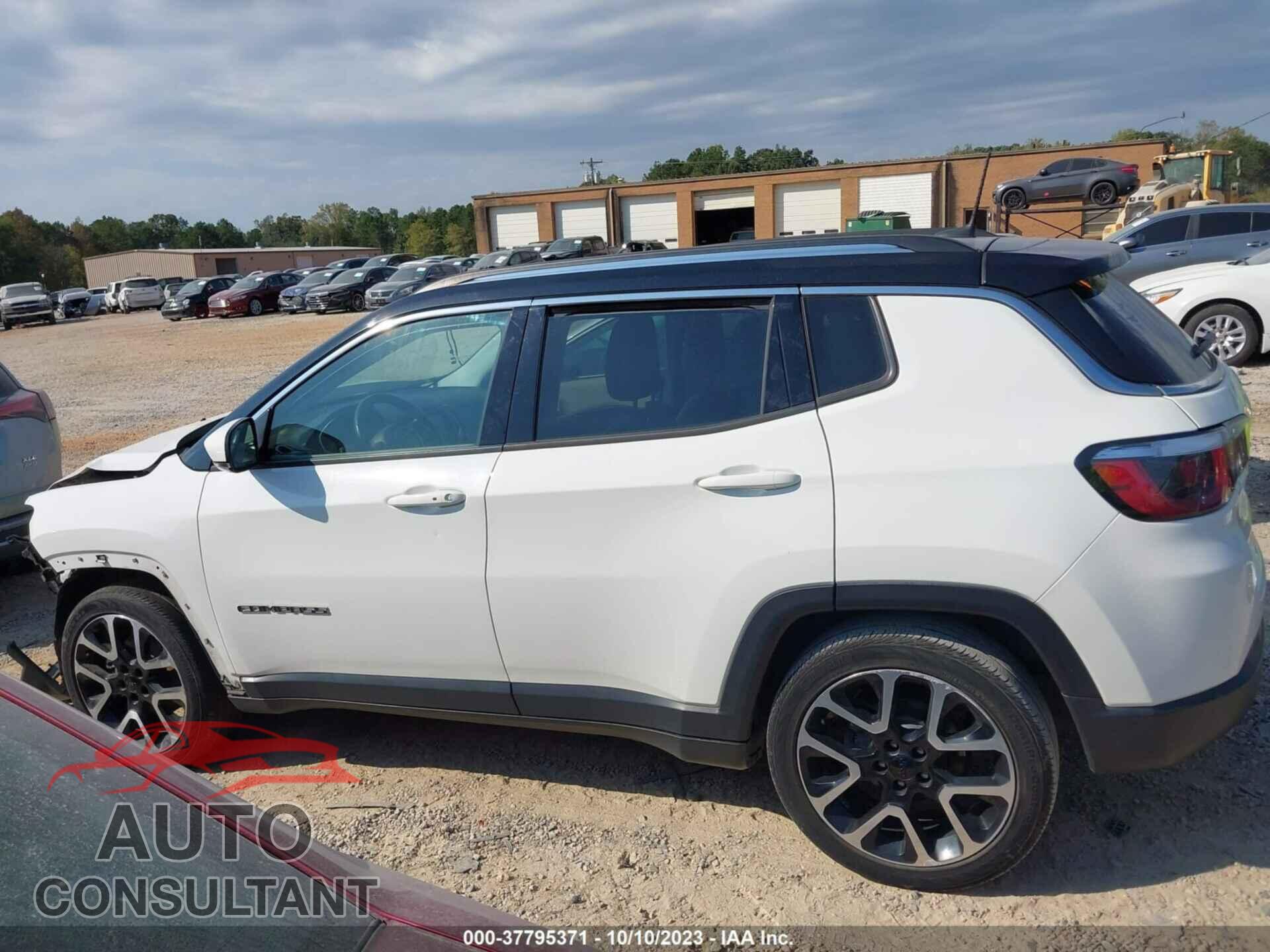JEEP COMPASS 2019 - 3C4NJCCB0KT659591