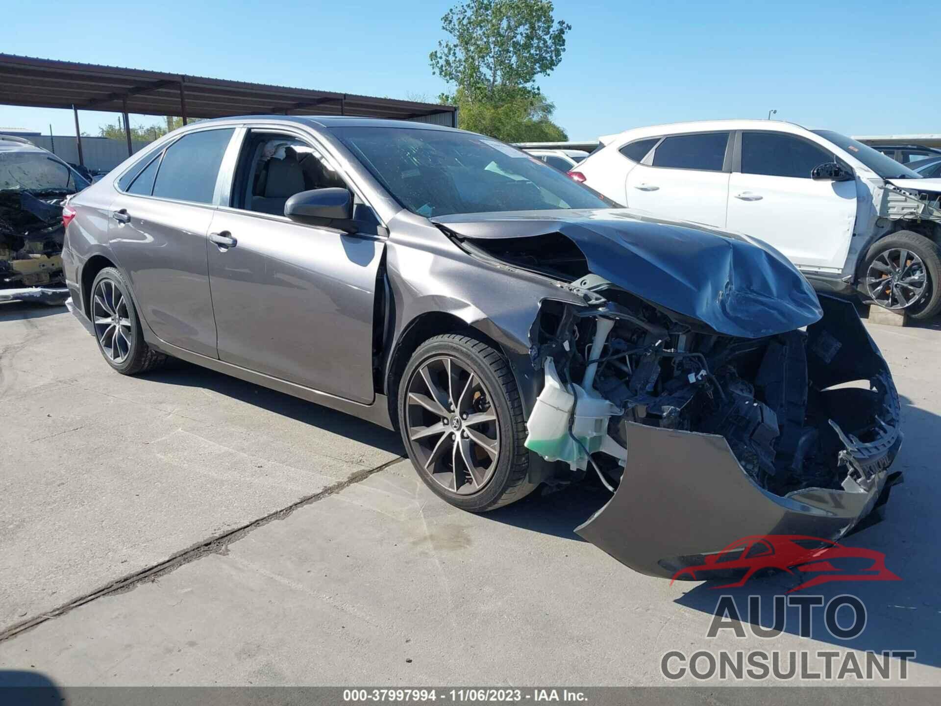 TOYOTA CAMRY 2015 - 4T1BK1FK3FU560173