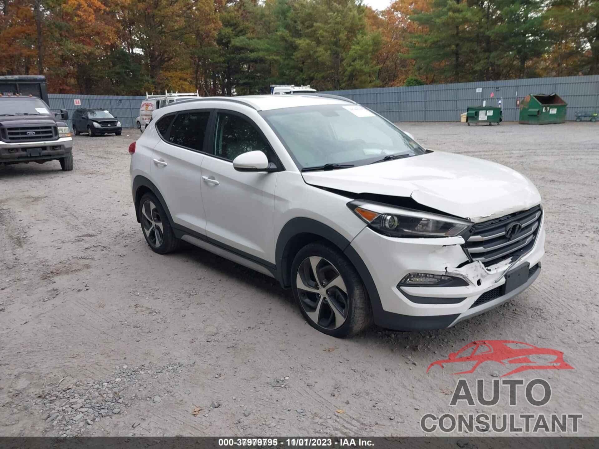 HYUNDAI TUCSON 2017 - KM8J33A23HU371781