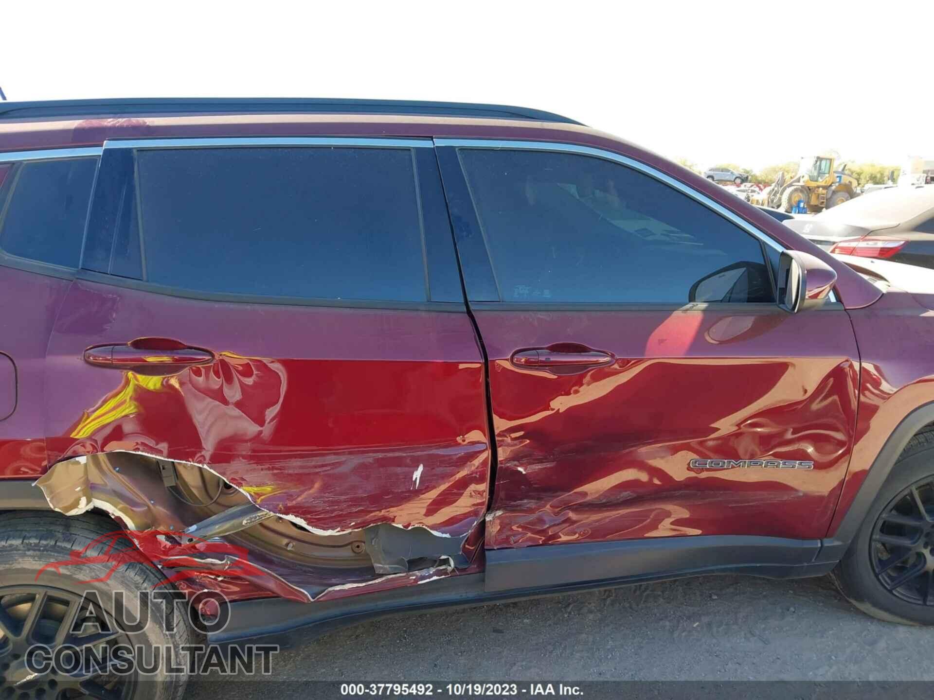 JEEP COMPASS 2020 - 3C4NJCBB8LT242075