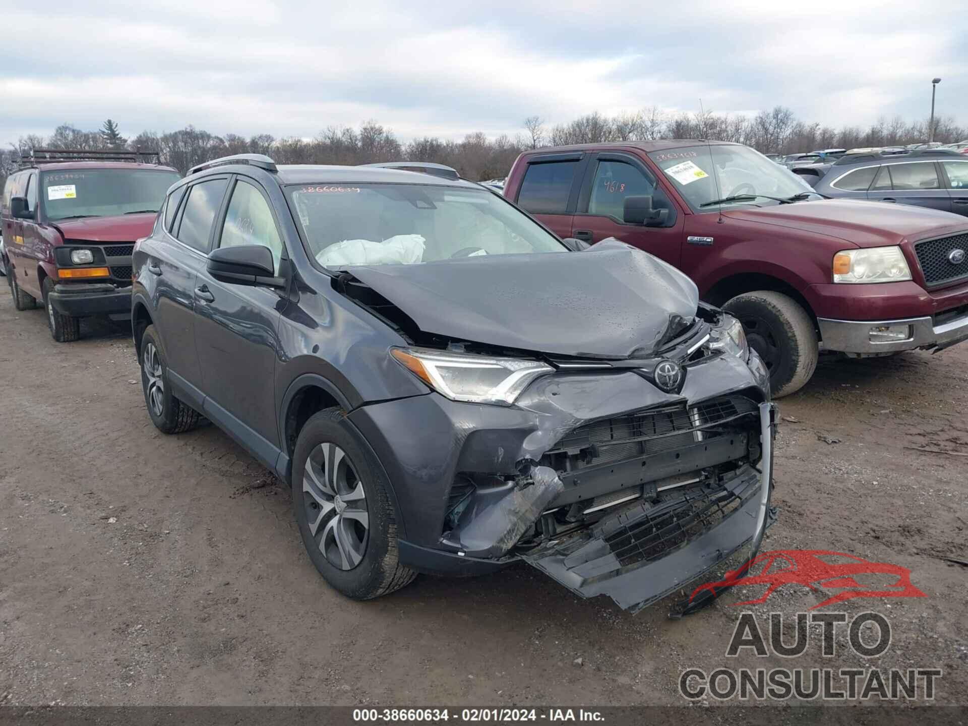 TOYOTA RAV4 2017 - JTMBFREV9HJ133605