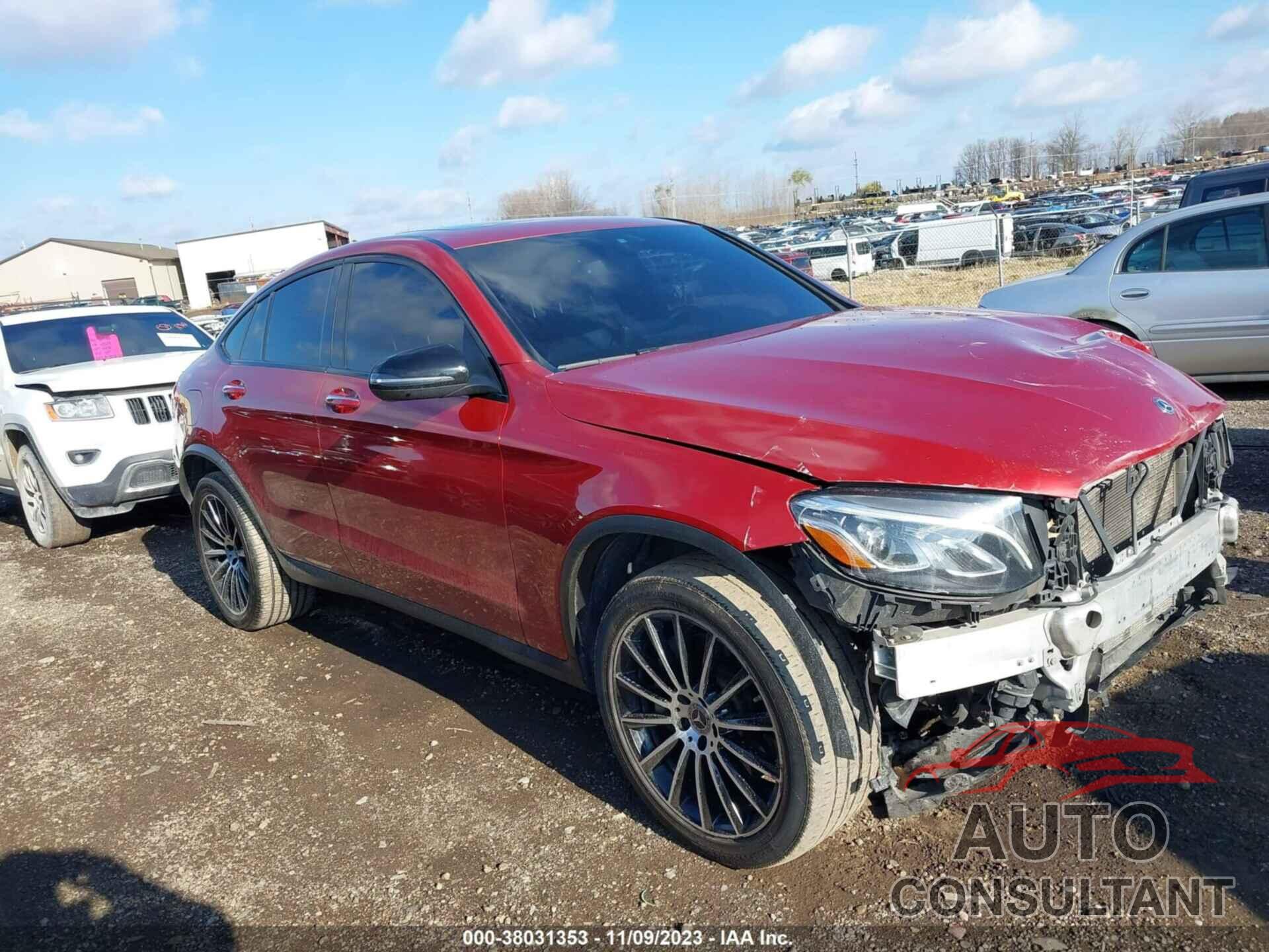MERCEDES-BENZ GLC 300 COUPE 2018 - WDC0J4KB6JF379128