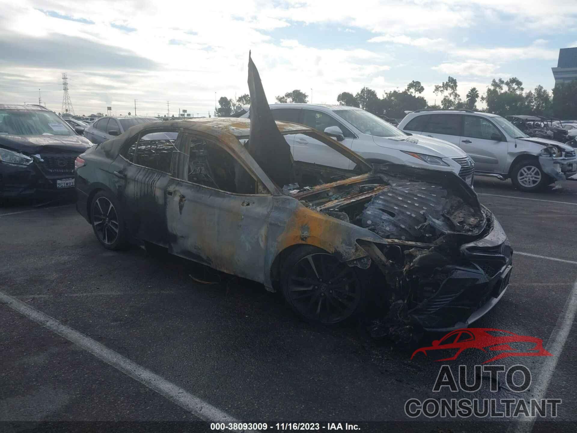 TOYOTA CAMRY 2019 - 4T1B61HK2KU718630