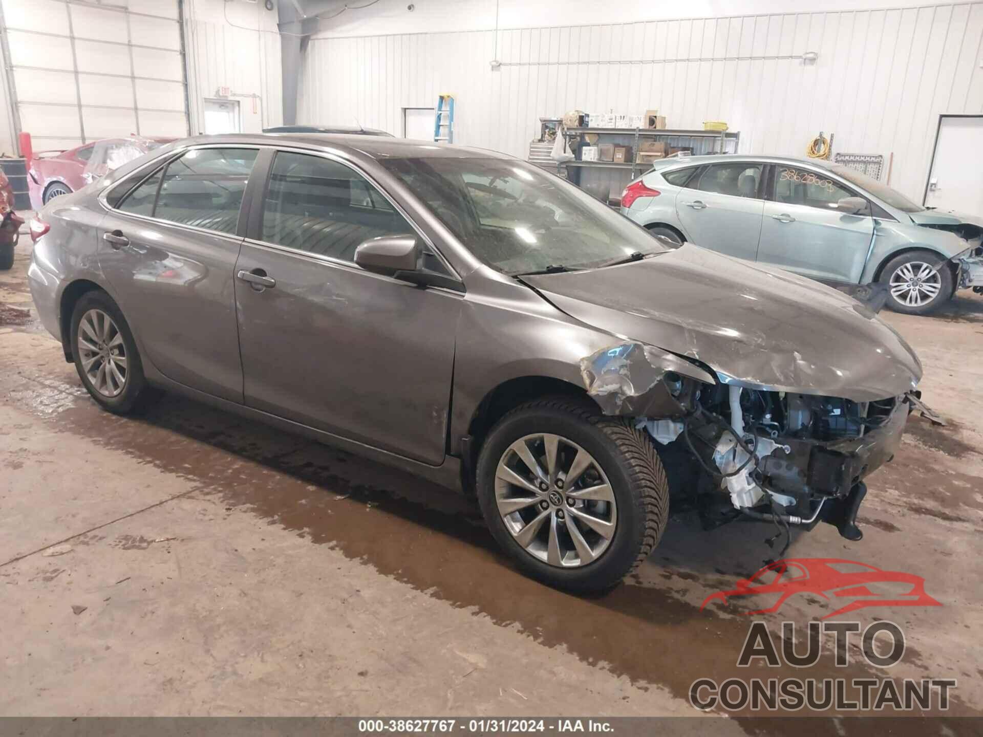 TOYOTA CAMRY 2016 - 4T4BF1FK1GR519388