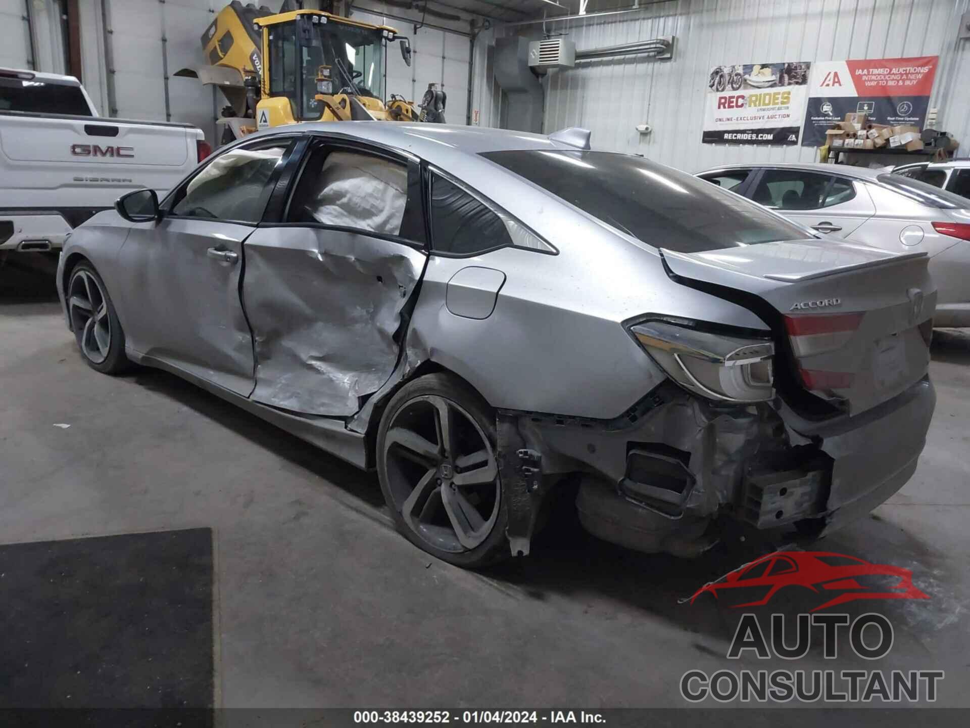 HONDA ACCORD 2018 - 1HGCV1F37JA152473