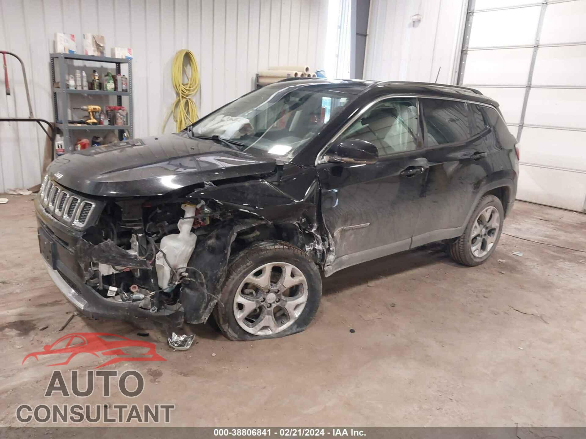 JEEP COMPASS 2018 - 3C4NJDCBXJT266217