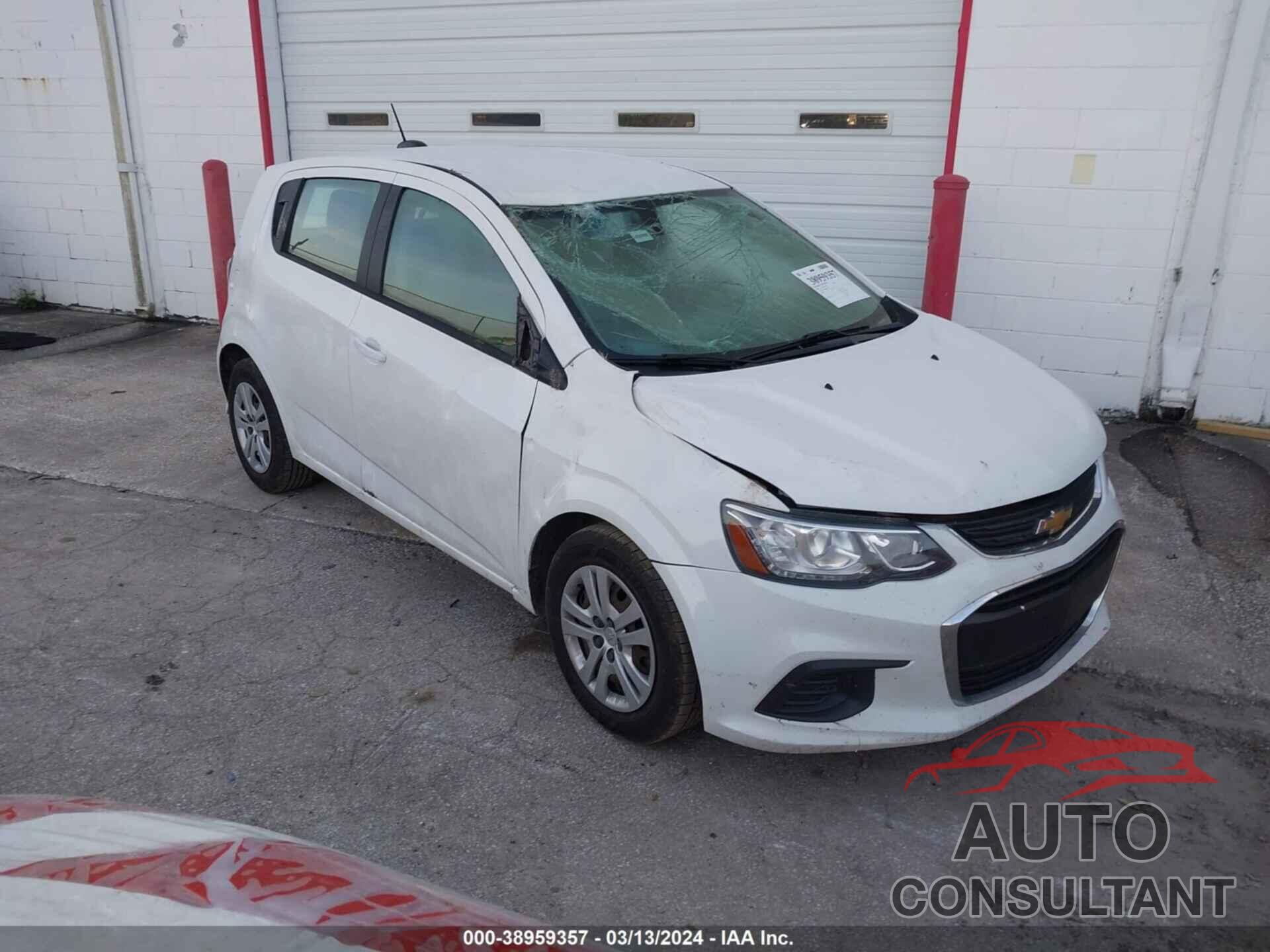 CHEVROLET SONIC 2019 - 1G1JG6SBXK4107028