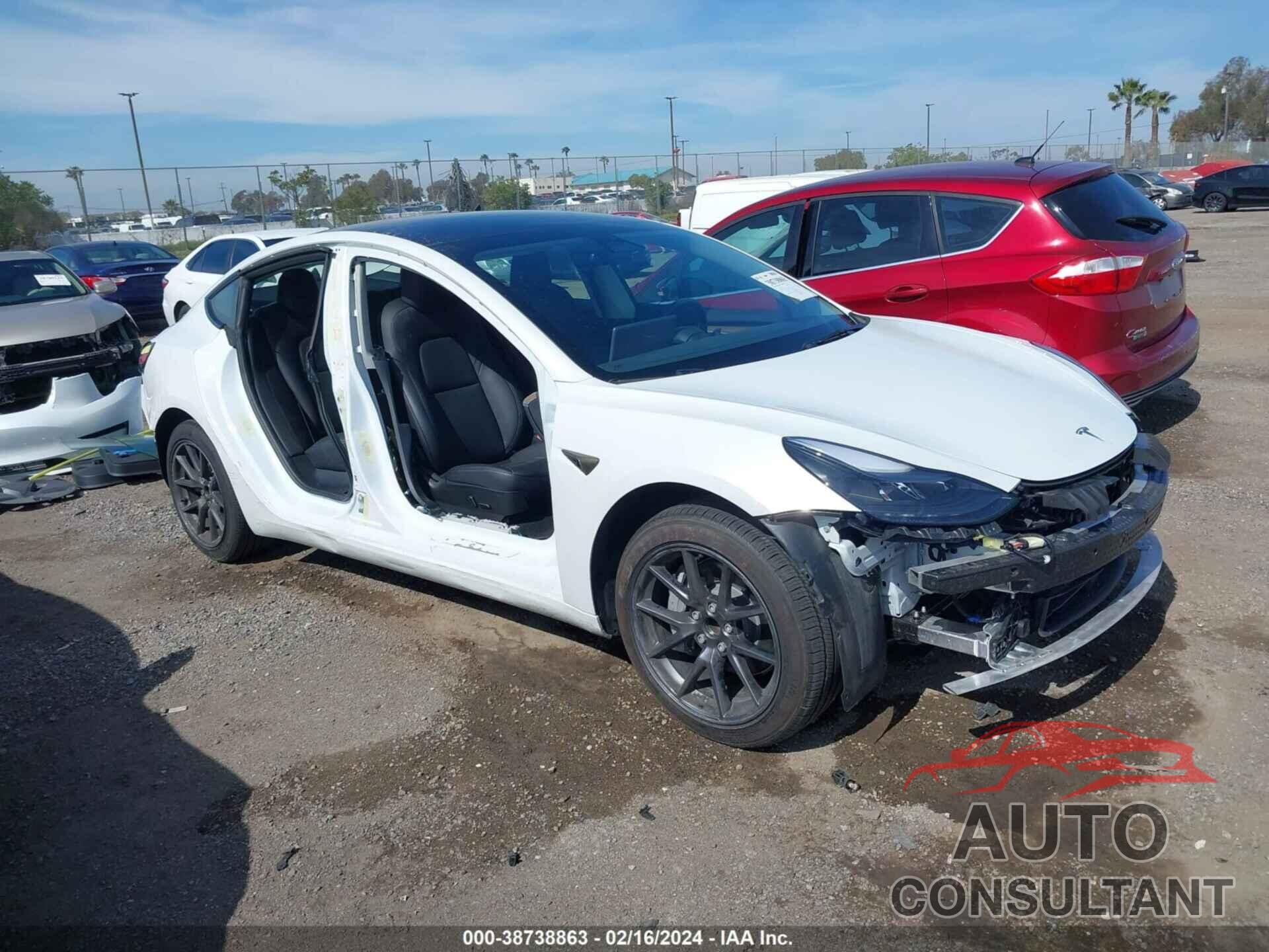 TESLA MODEL 3 2023 - 5YJ3E1EA7PF564195