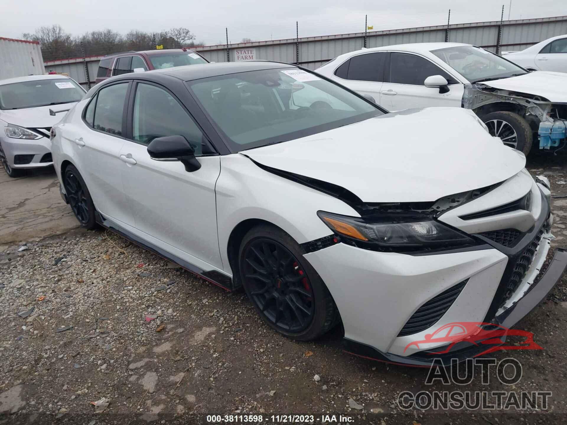 TOYOTA CAMRY 2023 - 4T1KZ1AK4PU082432