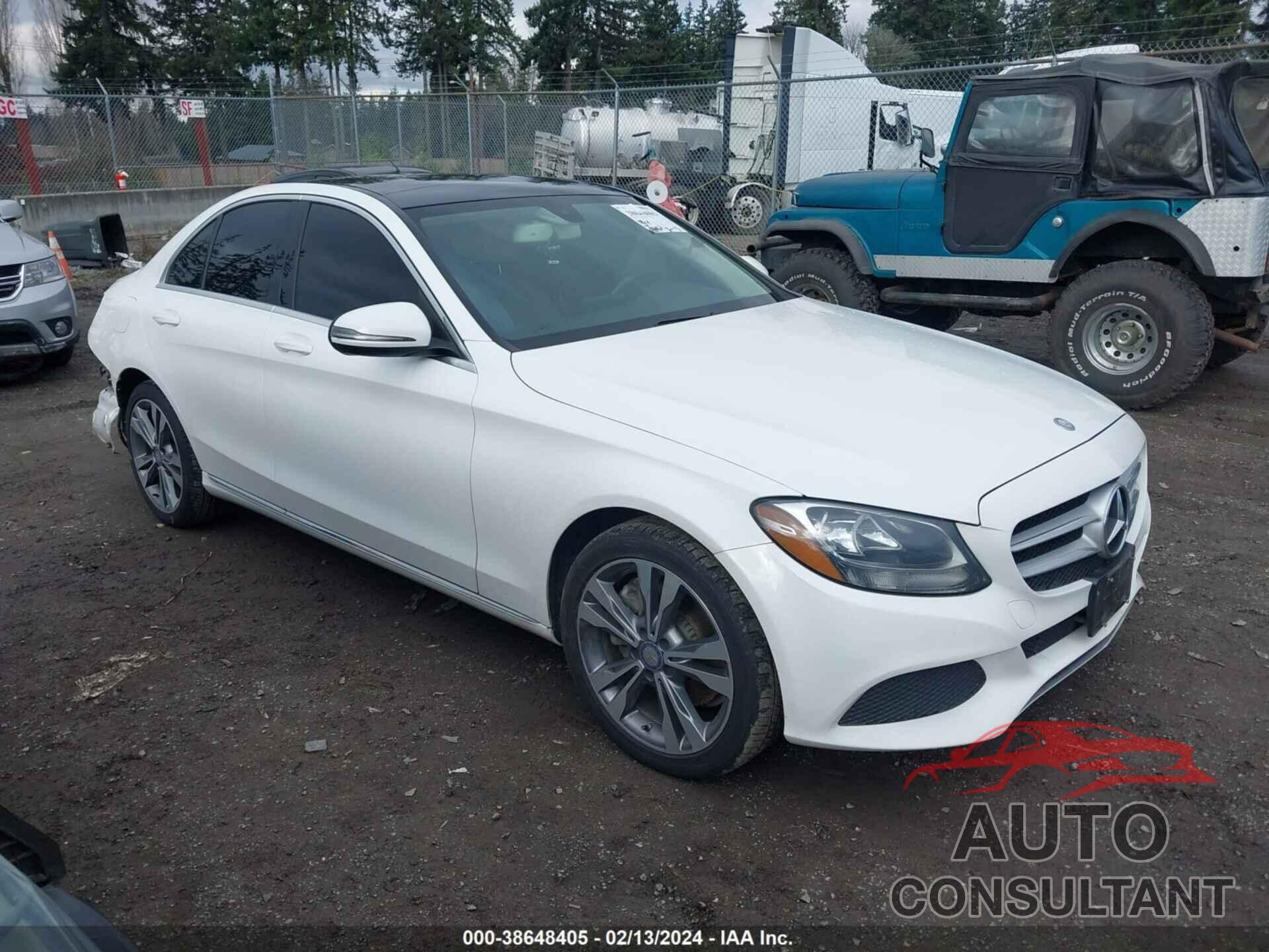 MERCEDES-BENZ C 300 2016 - 55SWF4KB8GU171734